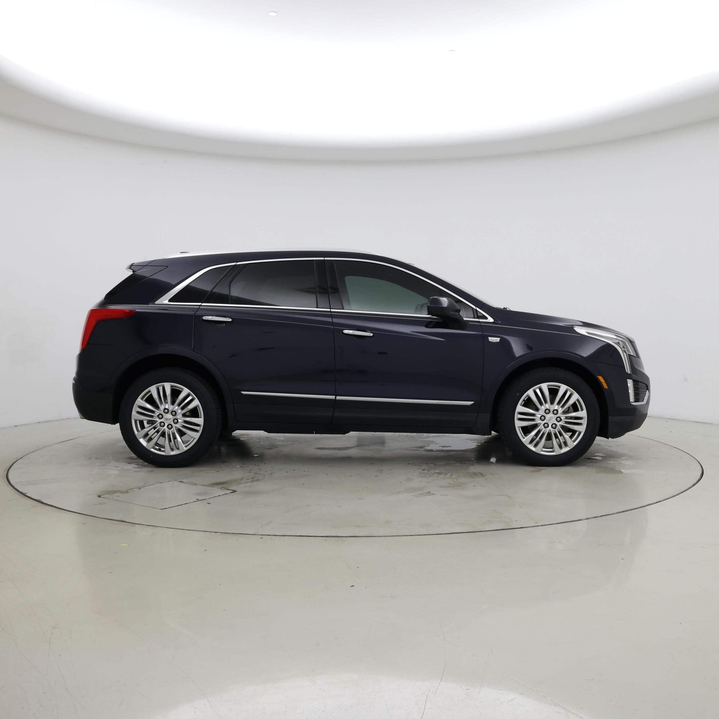 Thumbnail: 2017 Cadillac XT5 - 7