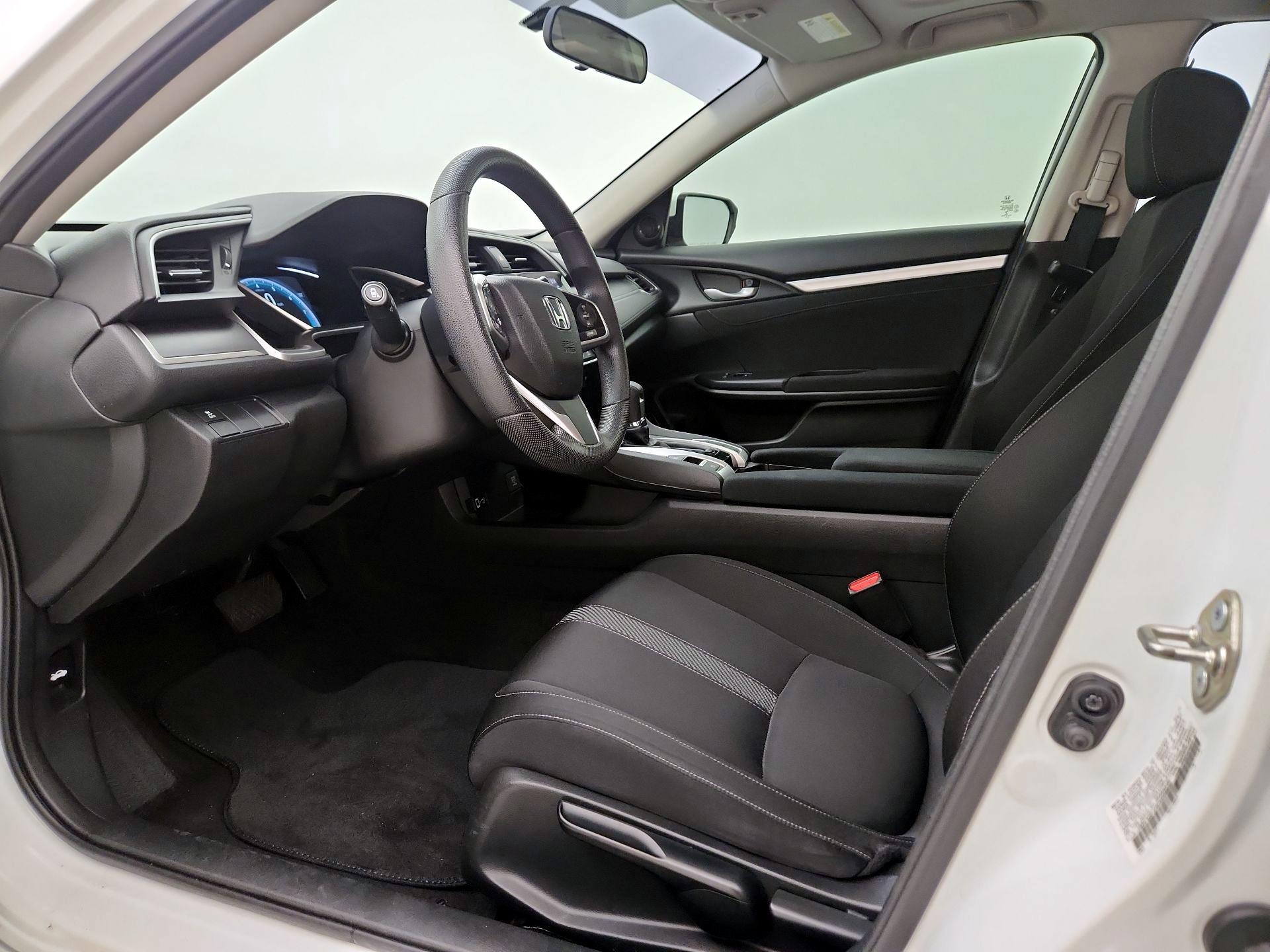 Thumbnail: 2016 Honda Civic - 11