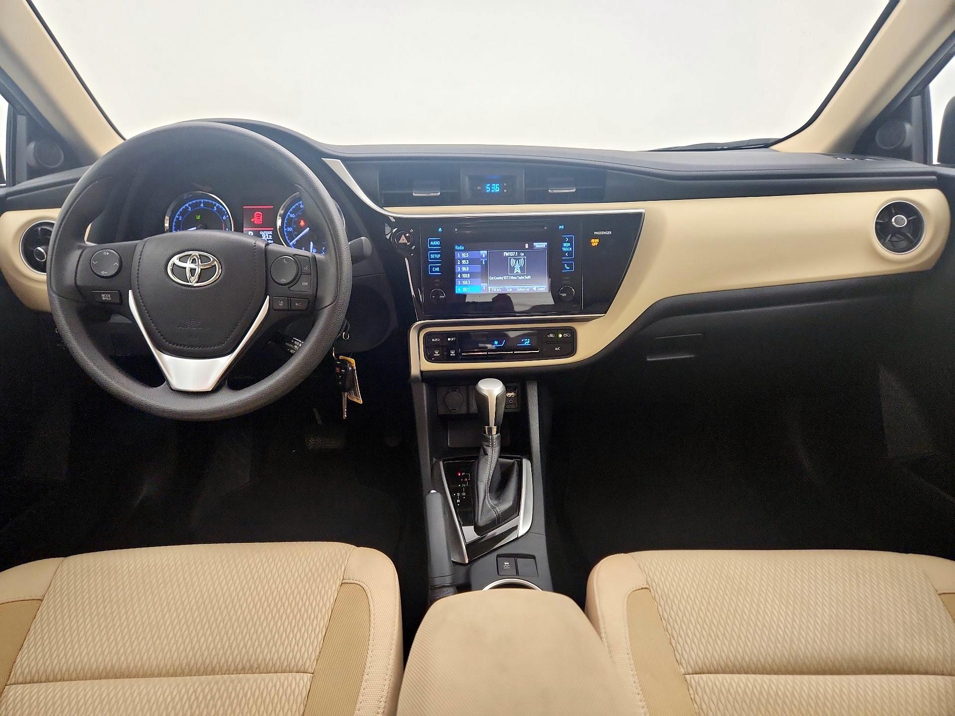 Thumbnail: 2017 Toyota Corolla - 9