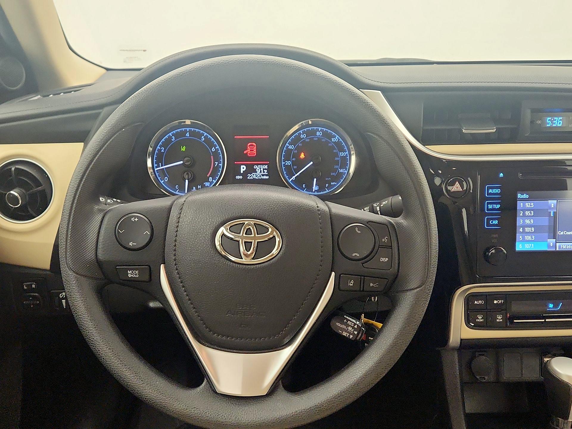 Thumbnail: 2017 Toyota Corolla - 10
