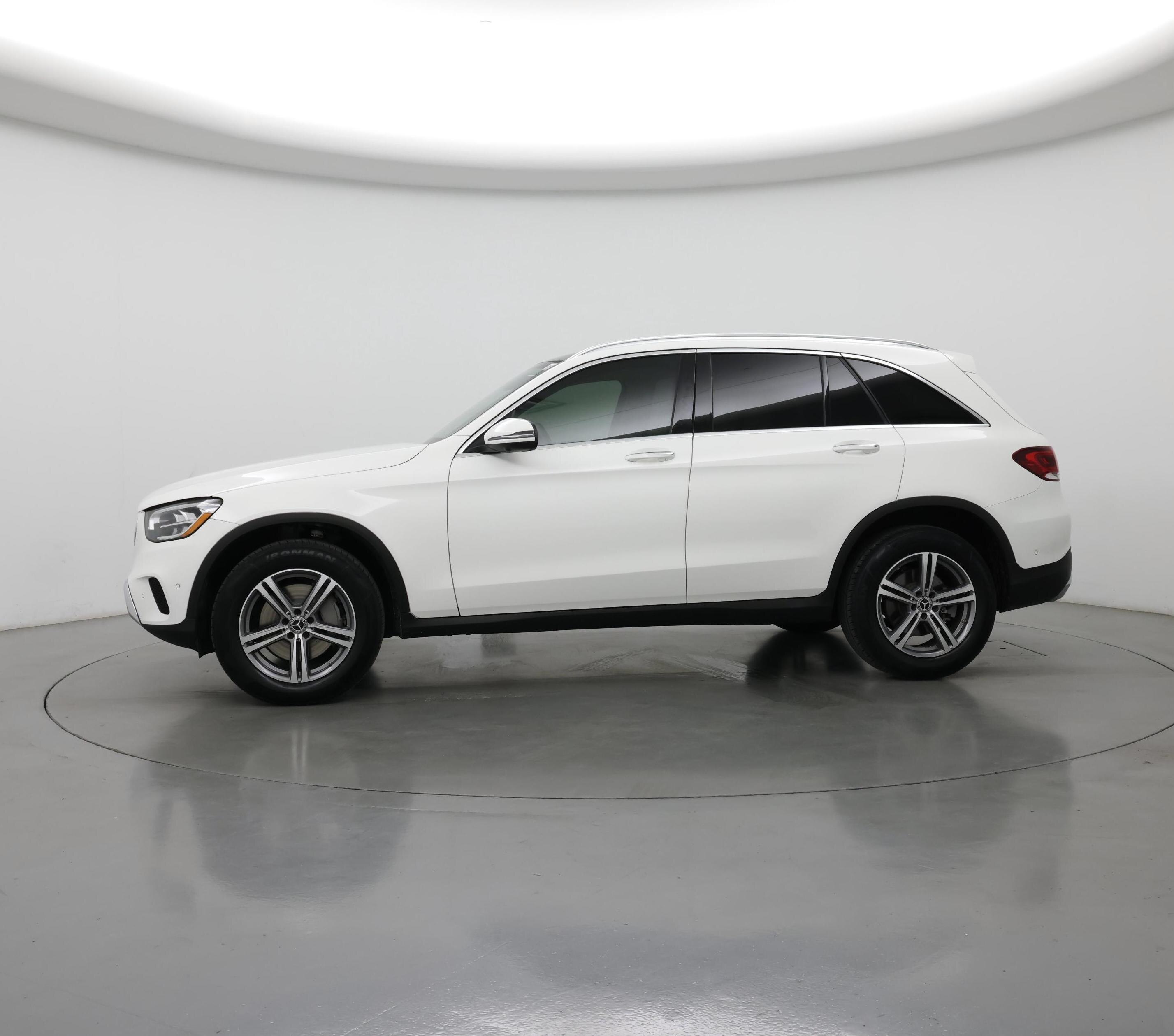 Thumbnail: 2022 Mercedes-Benz GLC - 3