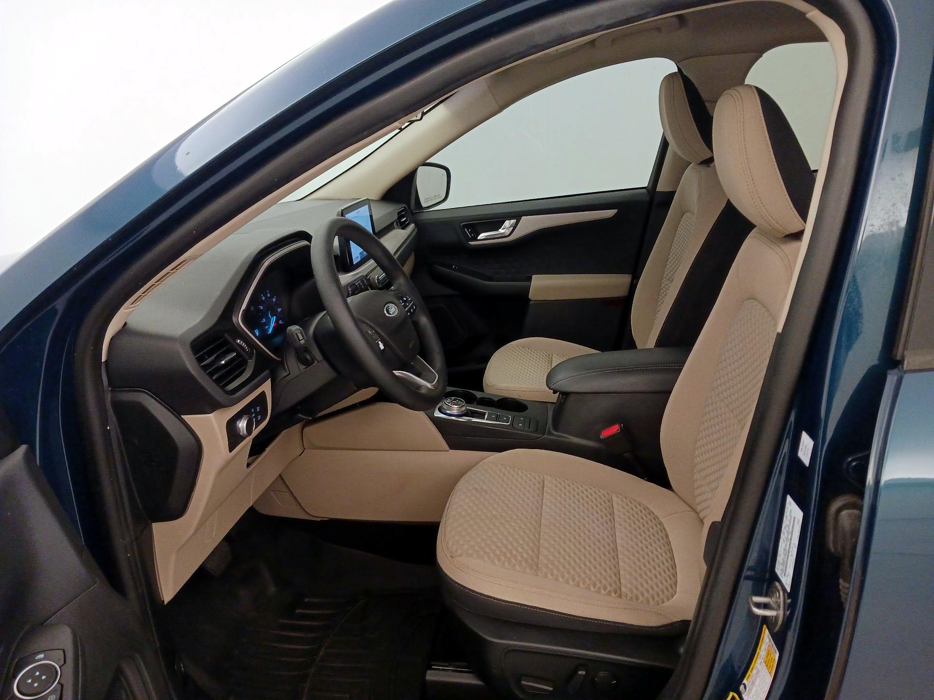 Thumbnail: 2020 Ford Escape - 11