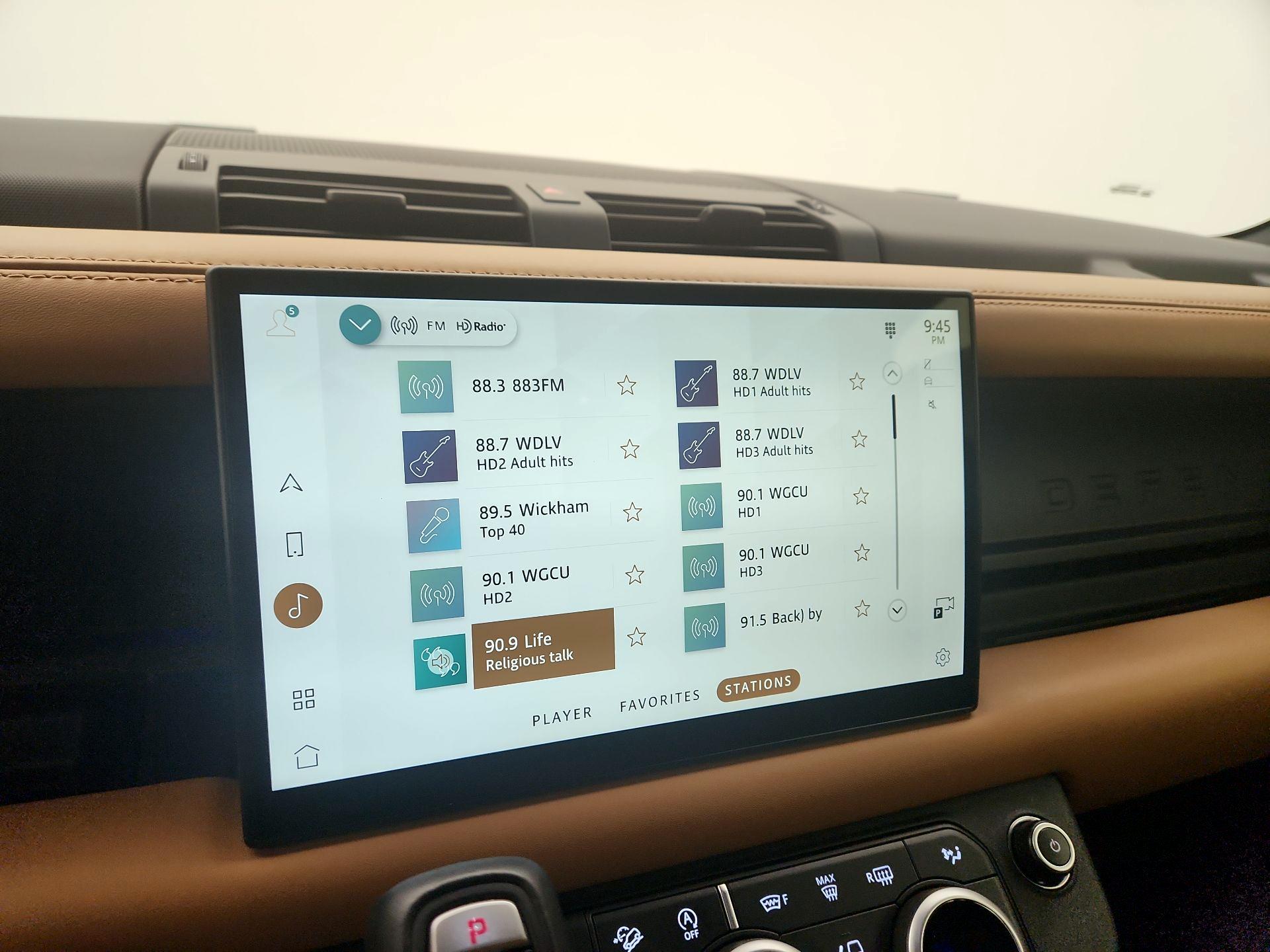 Thumbnail: 2024 Land Rover Defender - 16