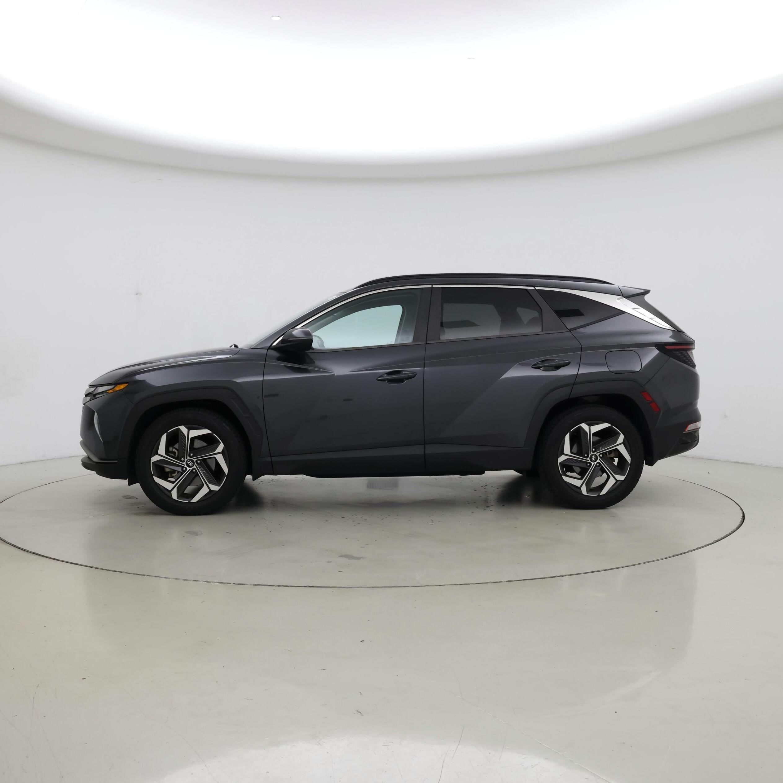 Thumbnail: 2022 Hyundai Tucson - 3
