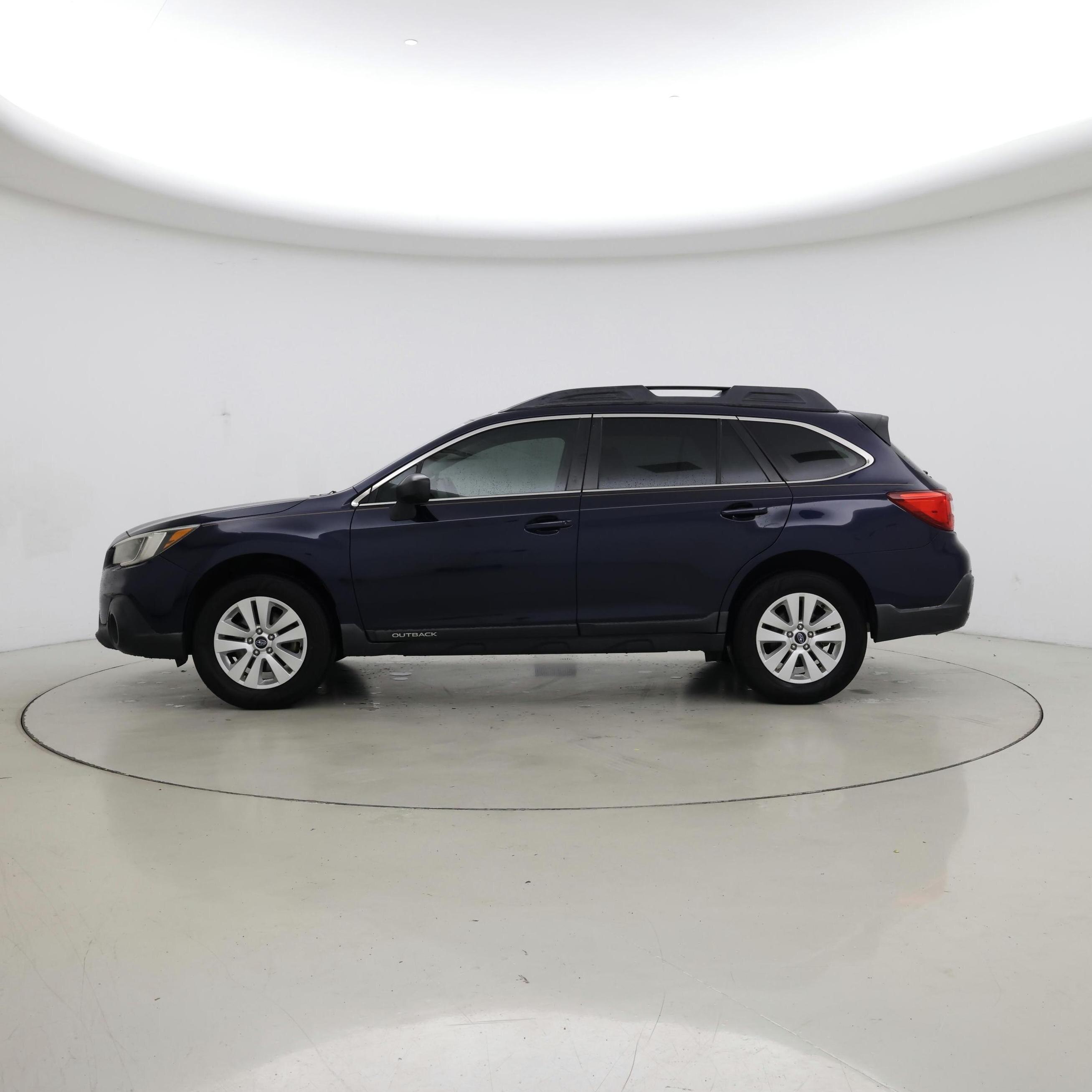 Thumbnail: 2018 Subaru Outback - 3