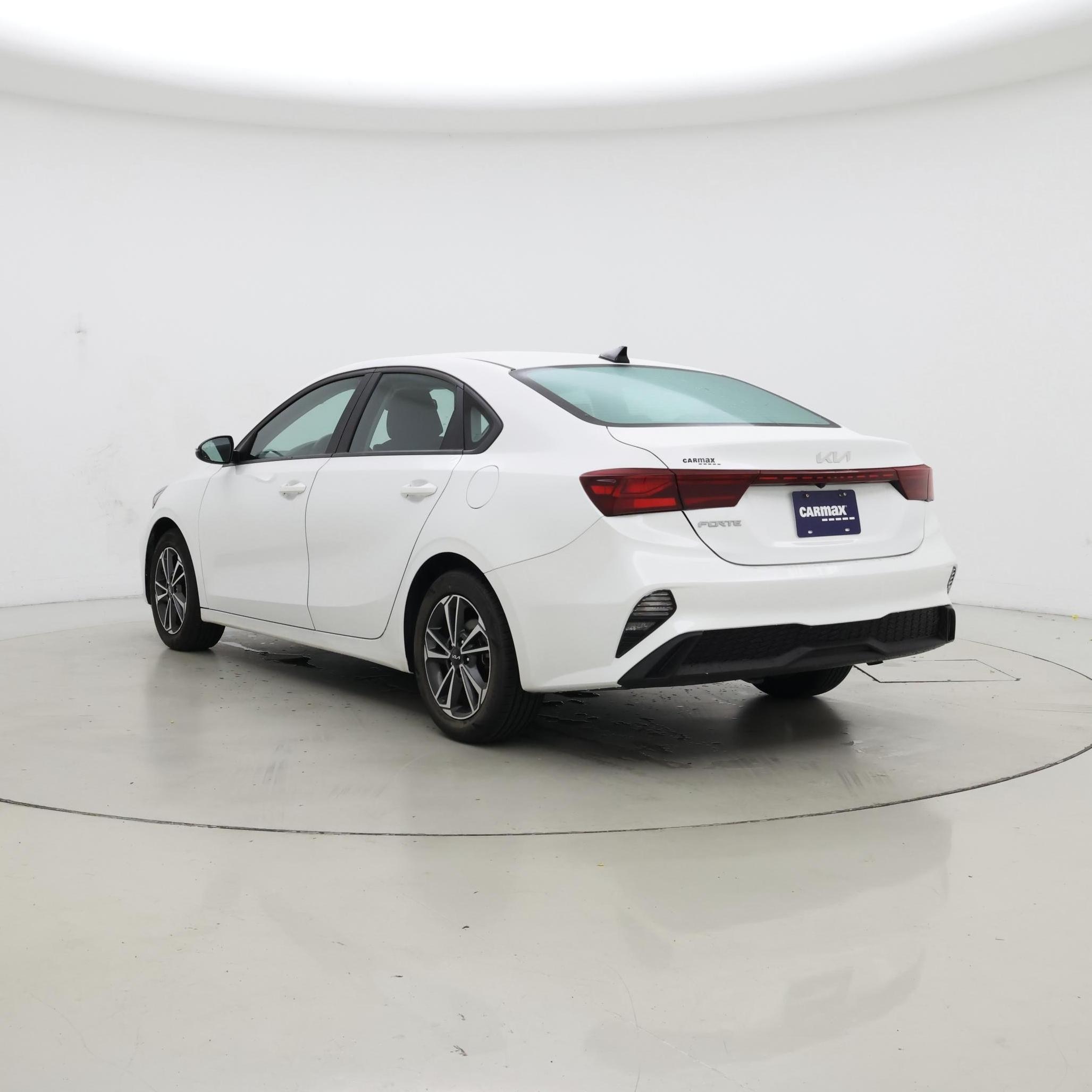 Thumbnail: 2024 Kia Forte - 2