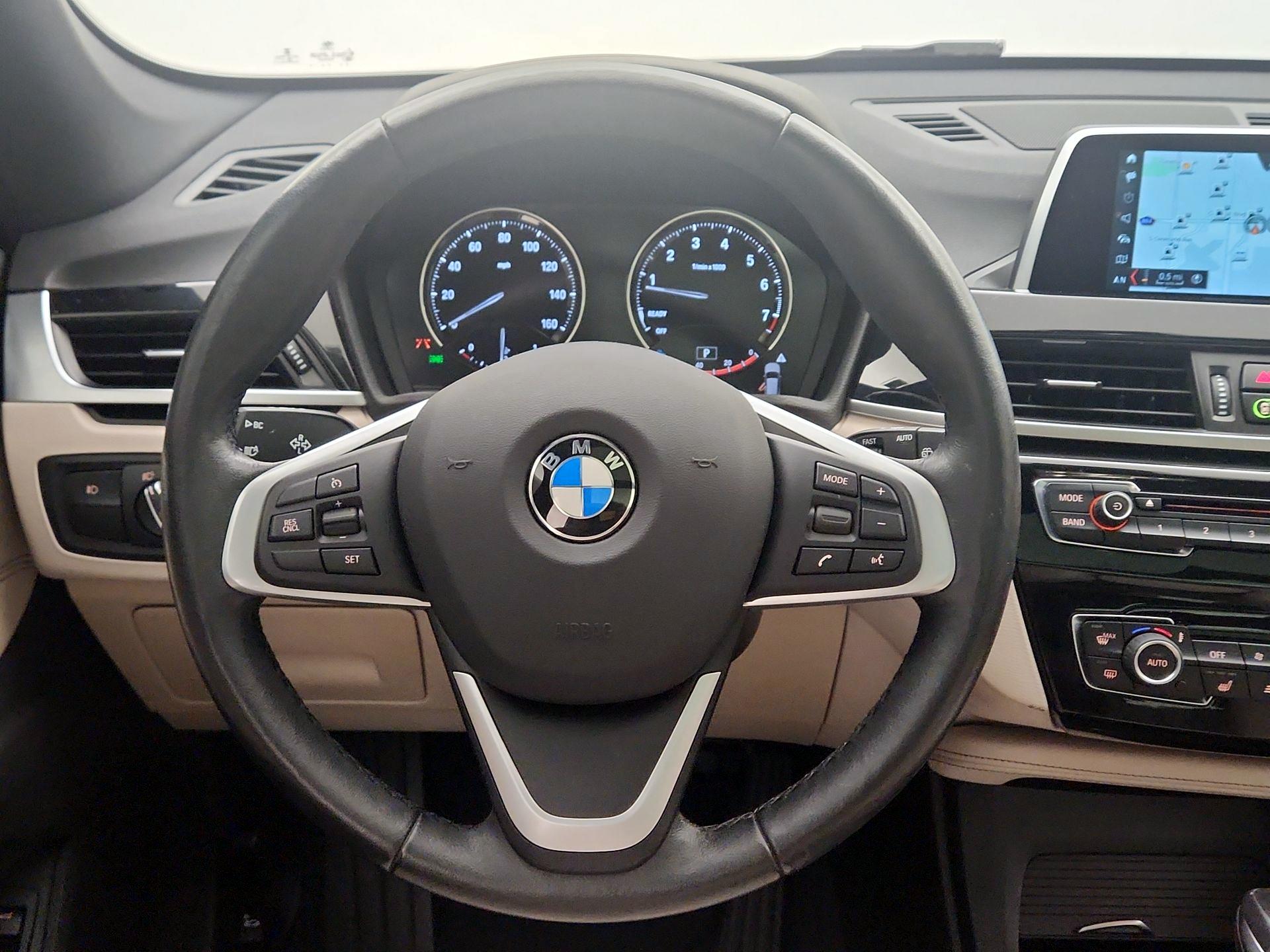 Thumbnail: 2018 BMW X1 - 10