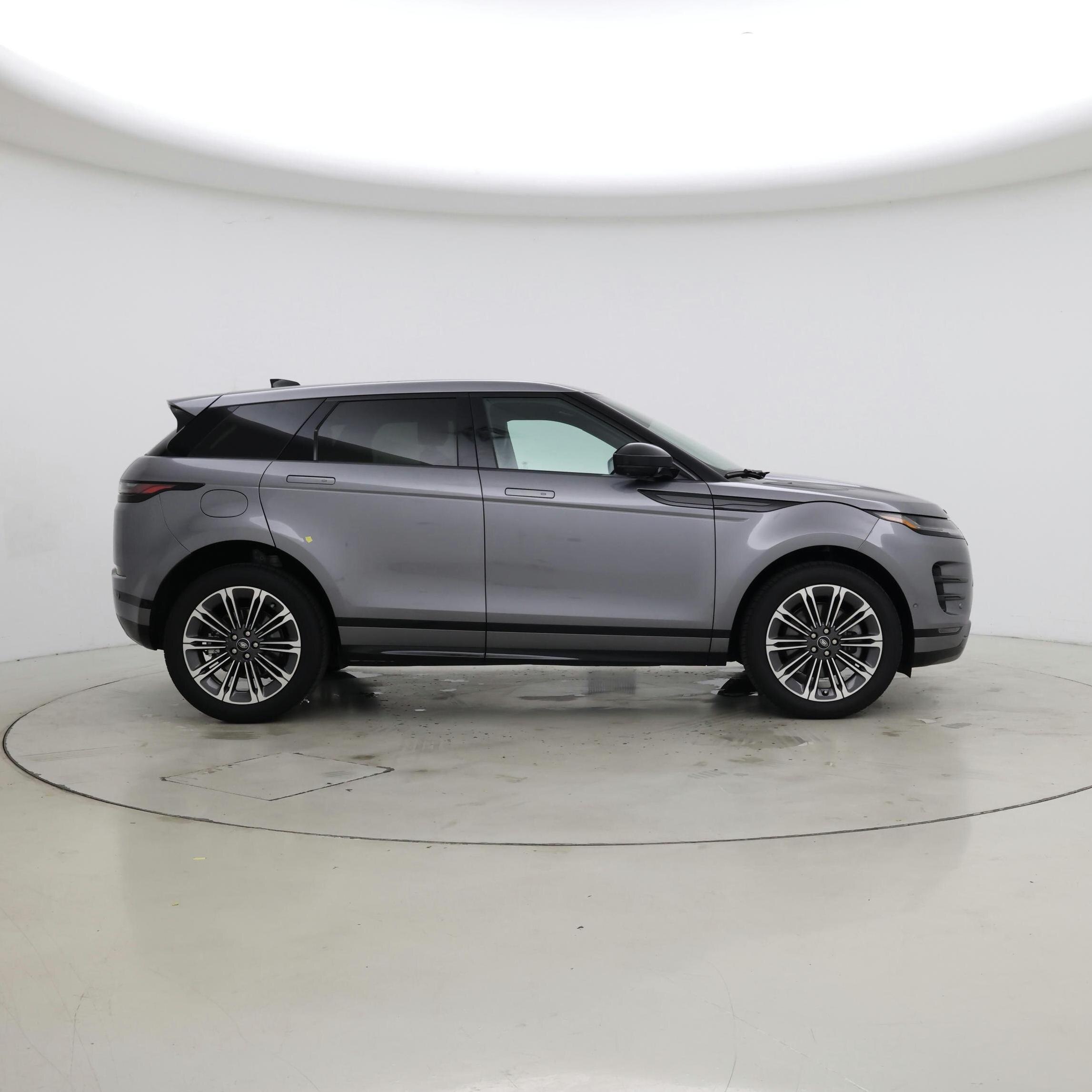 Thumbnail: 2026 Land Rover Range Rover Evoque - 7