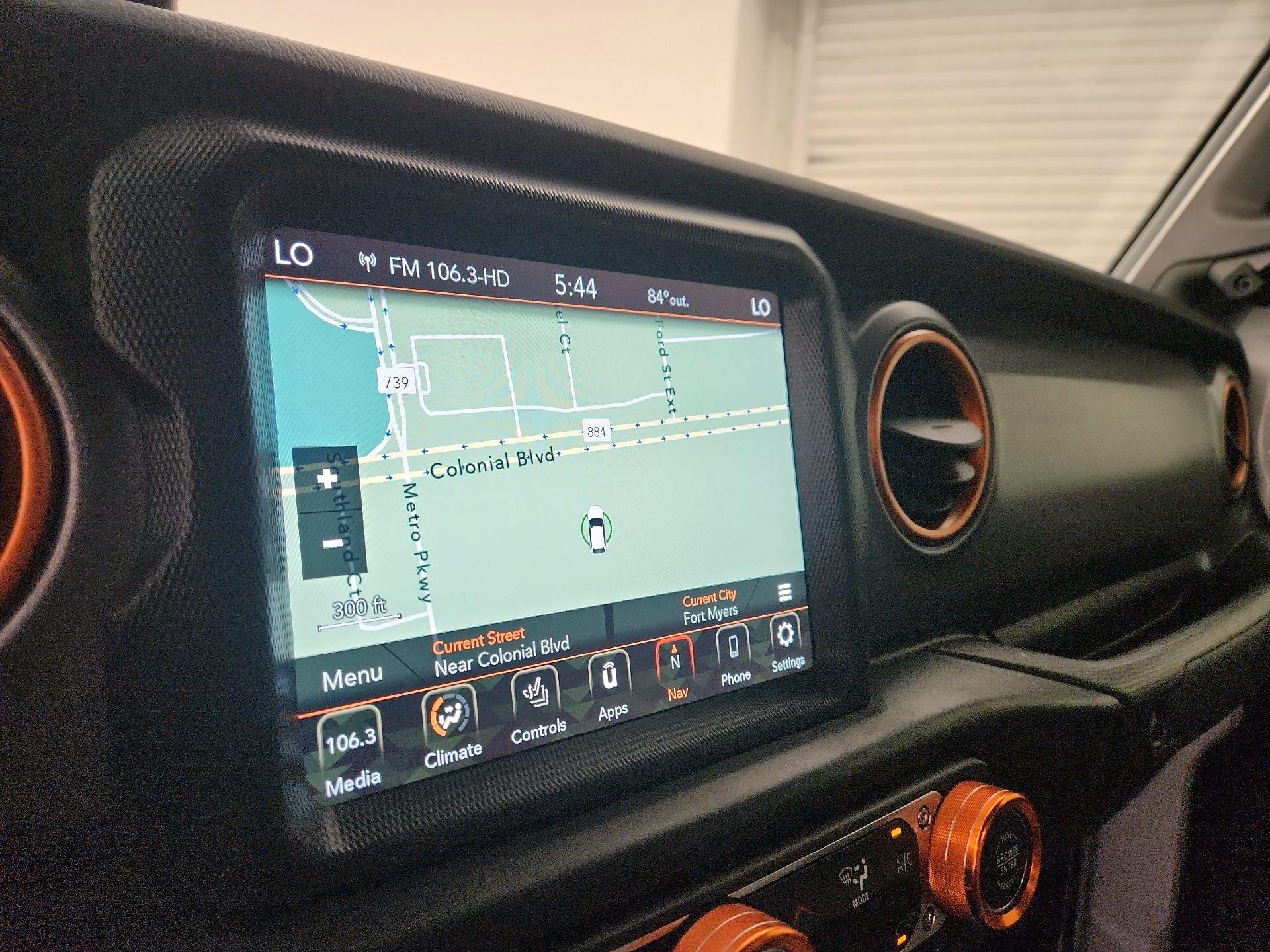 Thumbnail: 2021 Jeep Gladiator - 14