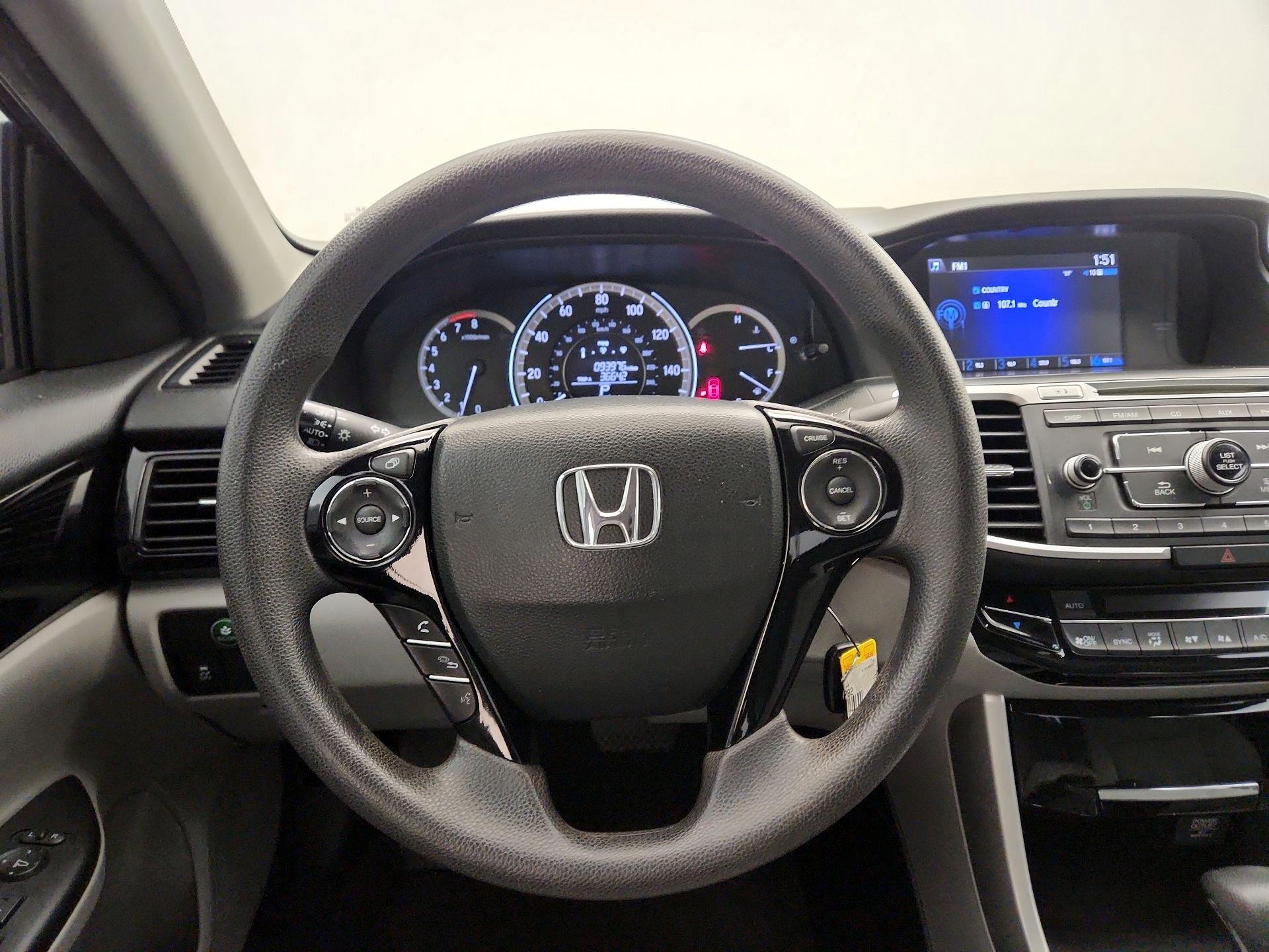 Thumbnail: 2016 Honda Accord - 10