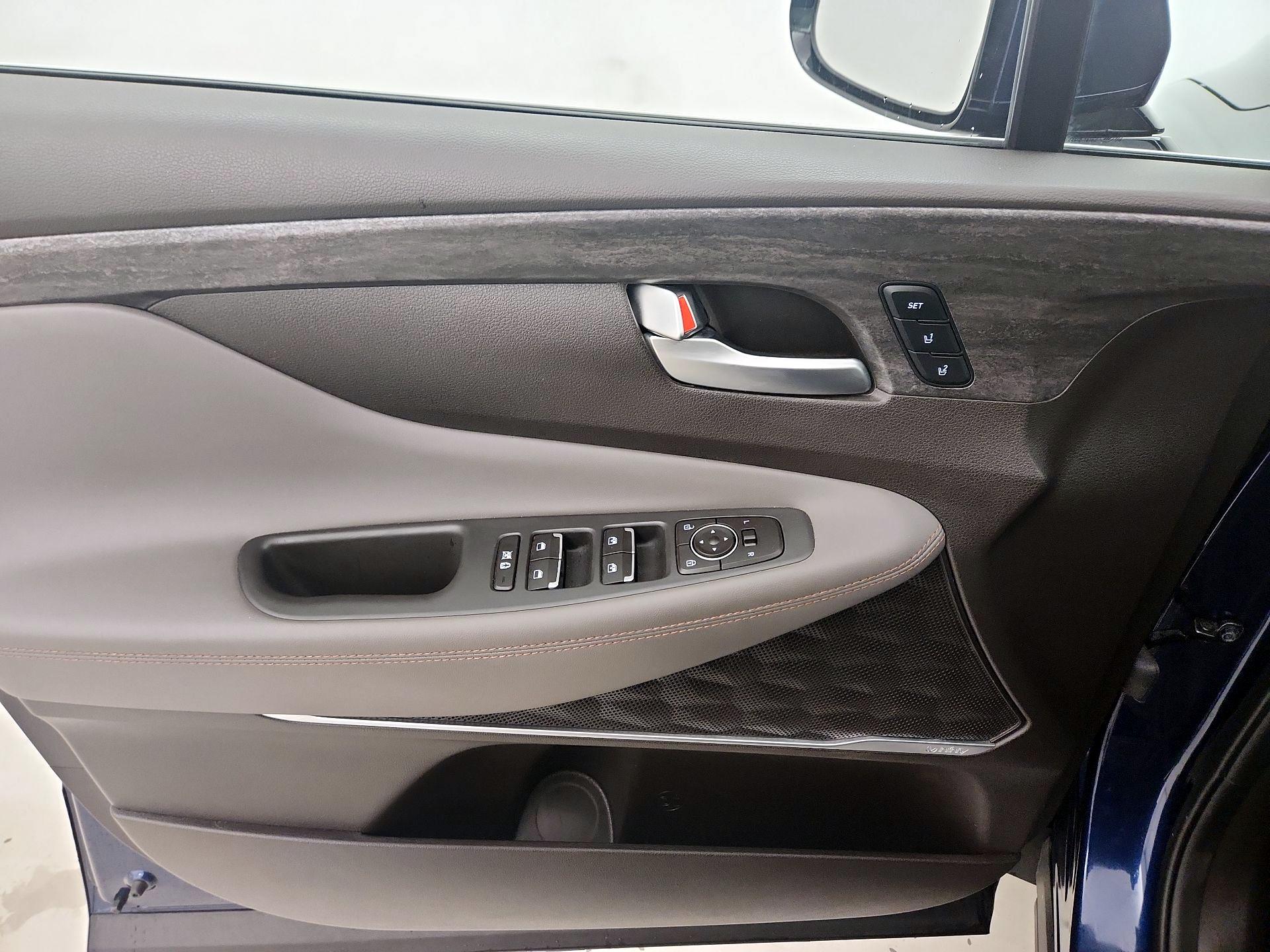 Thumbnail: 2020 Hyundai Santa Fe - 12