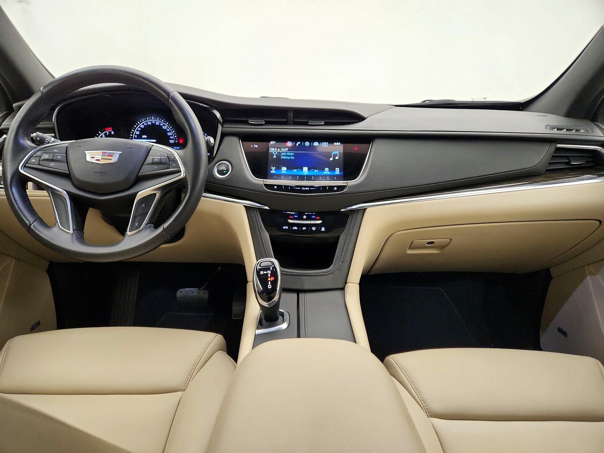 Thumbnail: 2018 Cadillac XT5 - 9