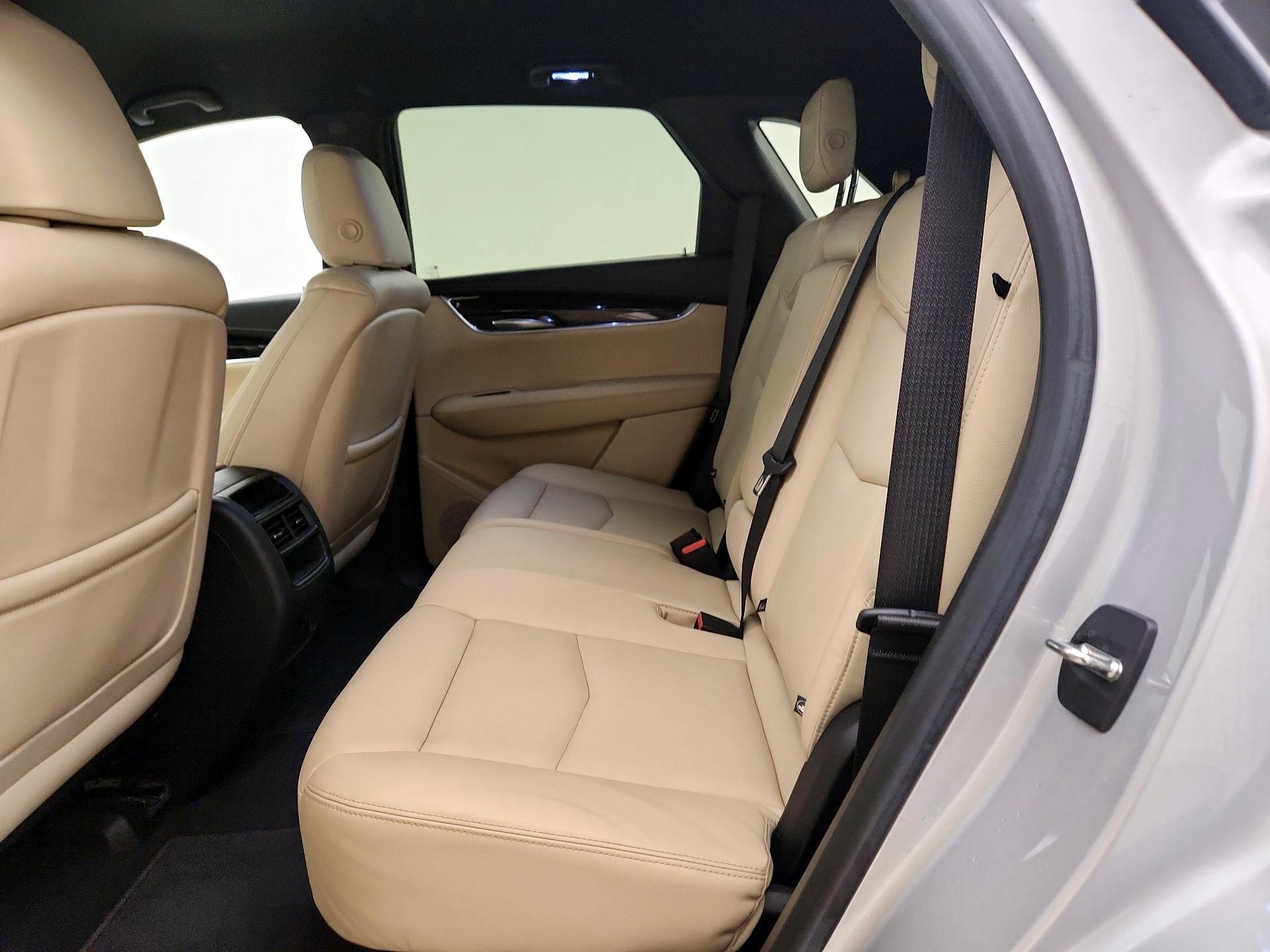 Thumbnail: 2018 Cadillac XT5 - 19