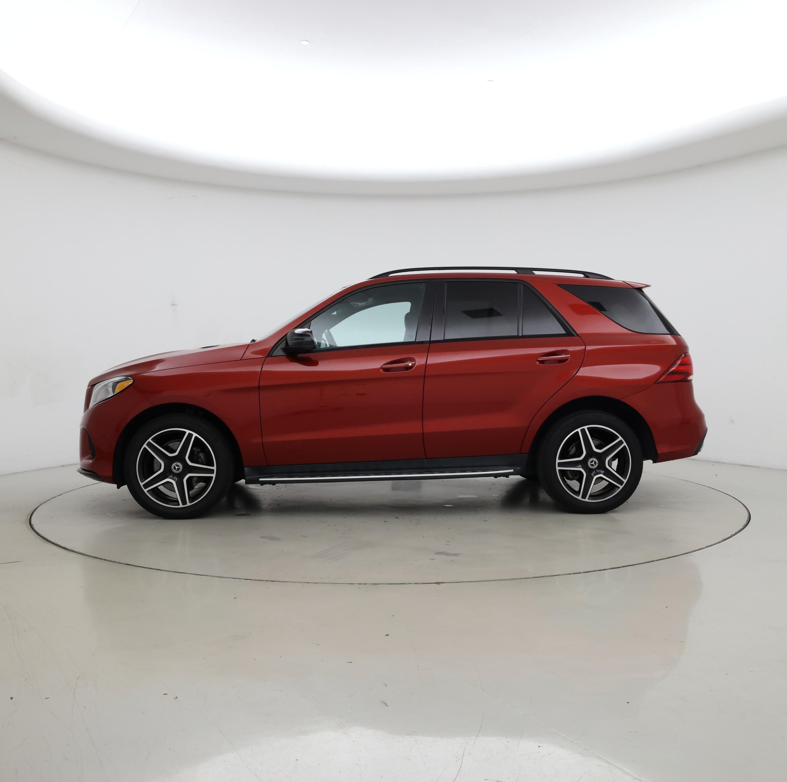 Thumbnail: 2018 Mercedes-Benz GLE - 3