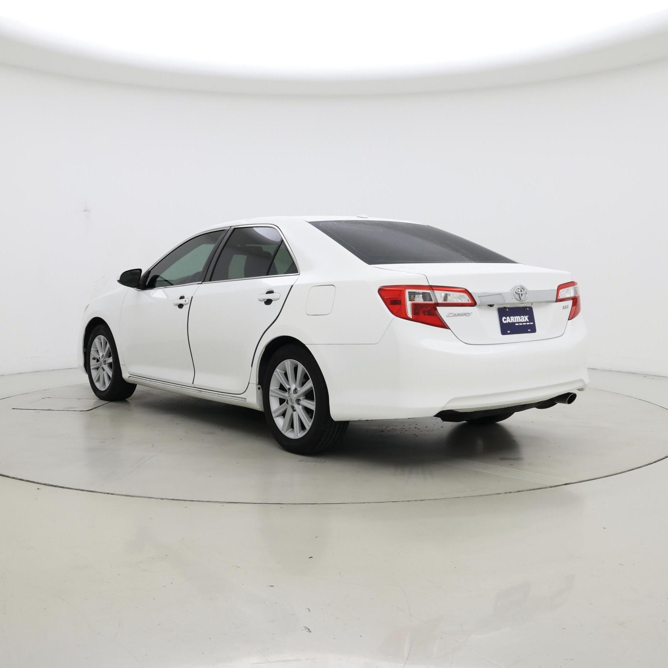 Thumbnail: 2014 Toyota Camry - 2