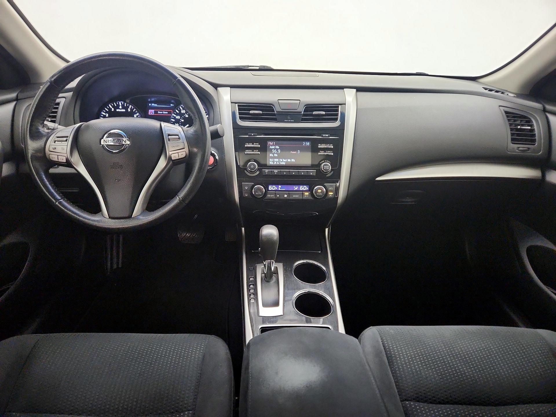 Thumbnail: 2014 Nissan Altima - 9