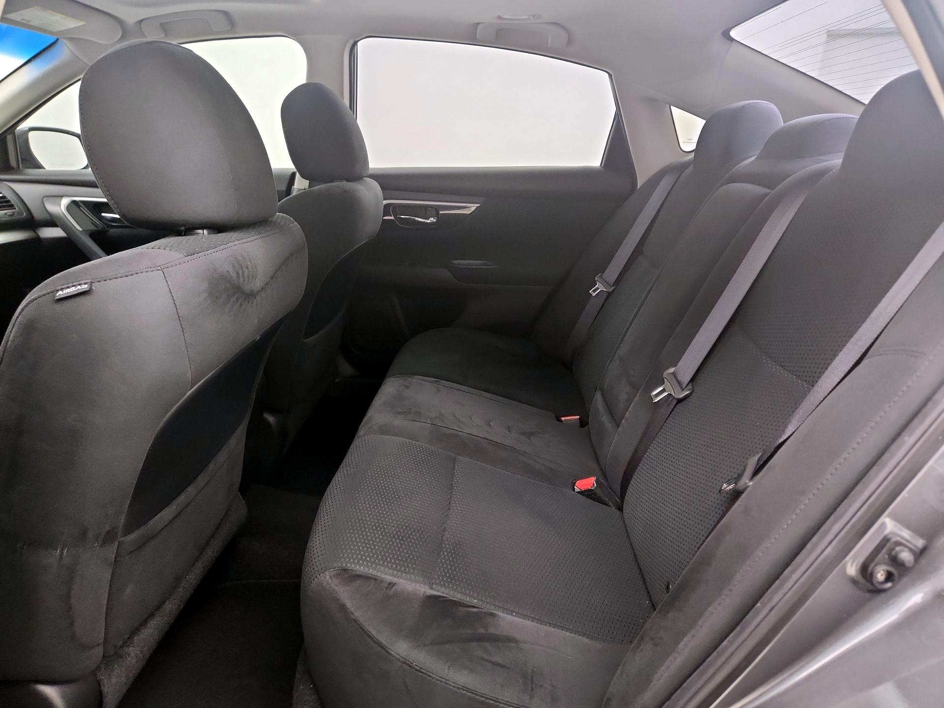 Thumbnail: 2014 Nissan Altima - 20