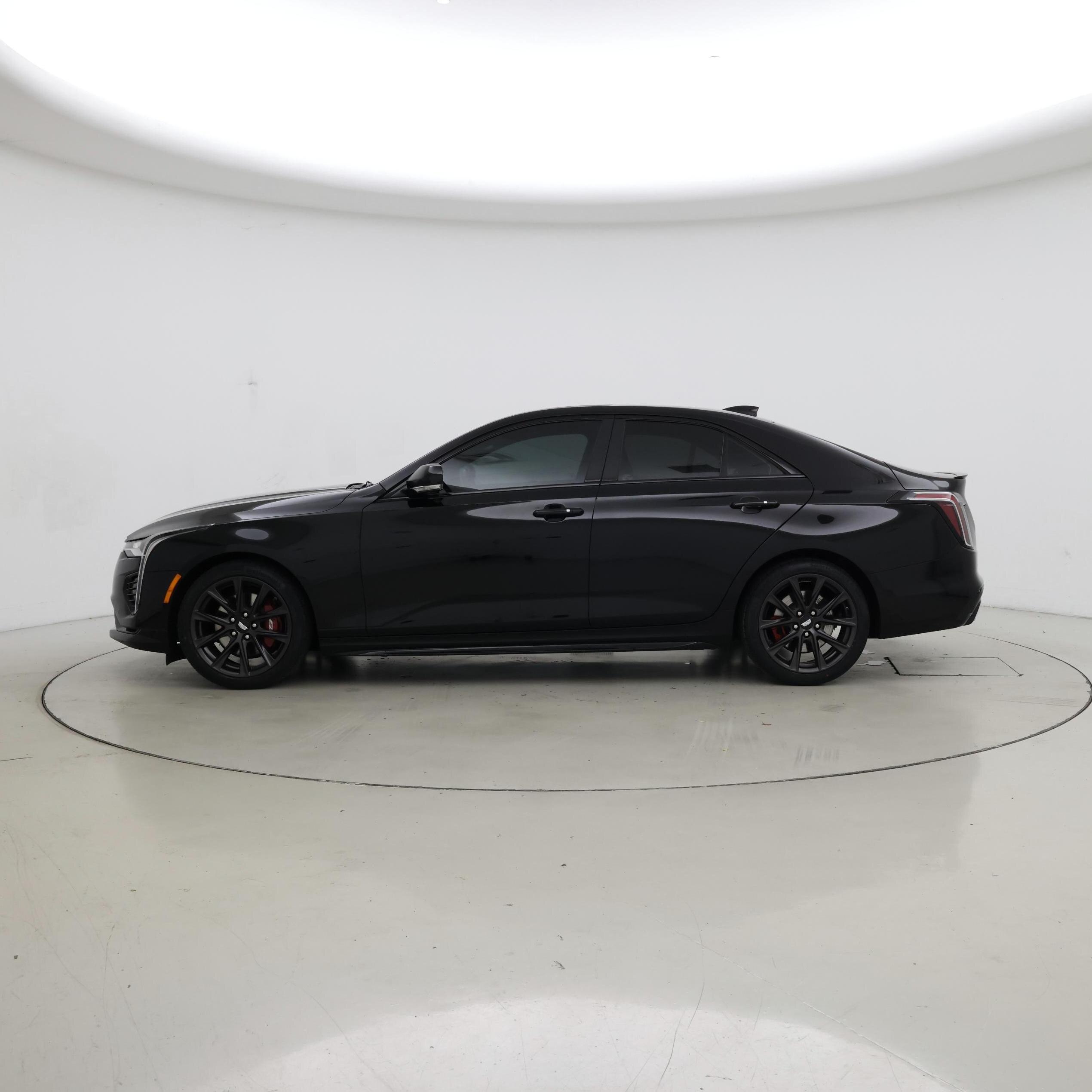Thumbnail: 2021 Cadillac CT4 - 3
