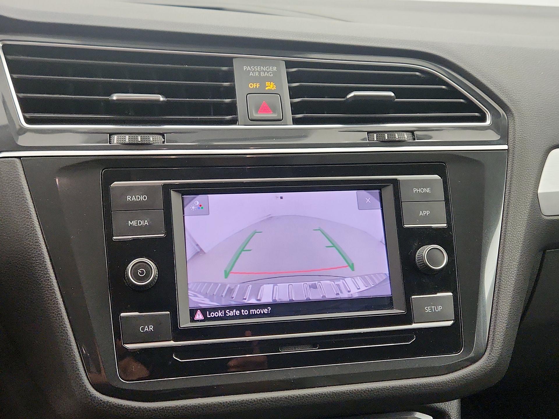 Thumbnail: 2019 Volkswagen Tiguan - 14