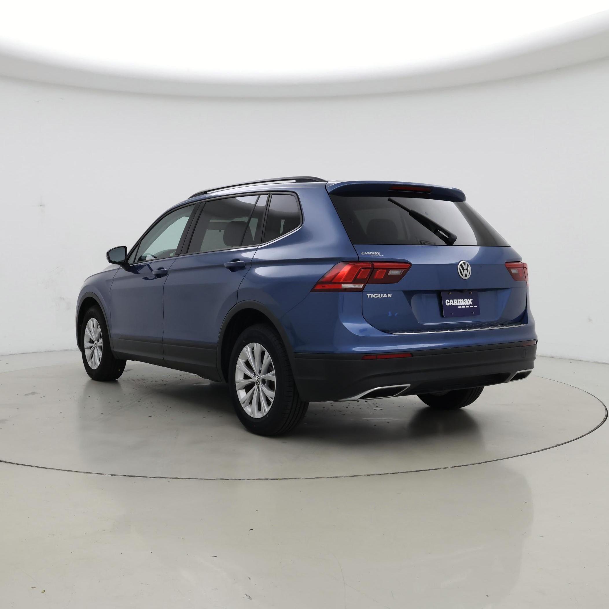 Thumbnail: 2019 Volkswagen Tiguan - 2