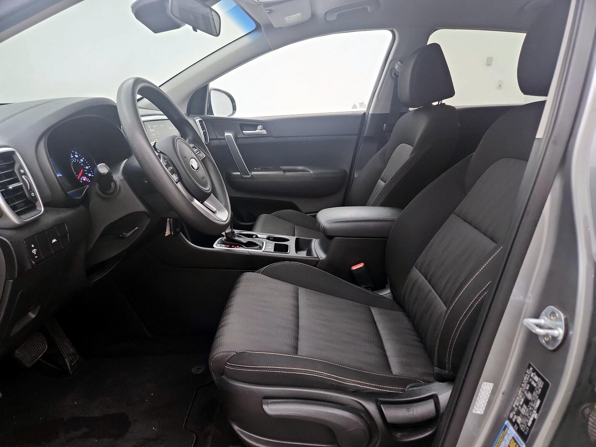 Thumbnail: 2020 Kia Sportage - 11