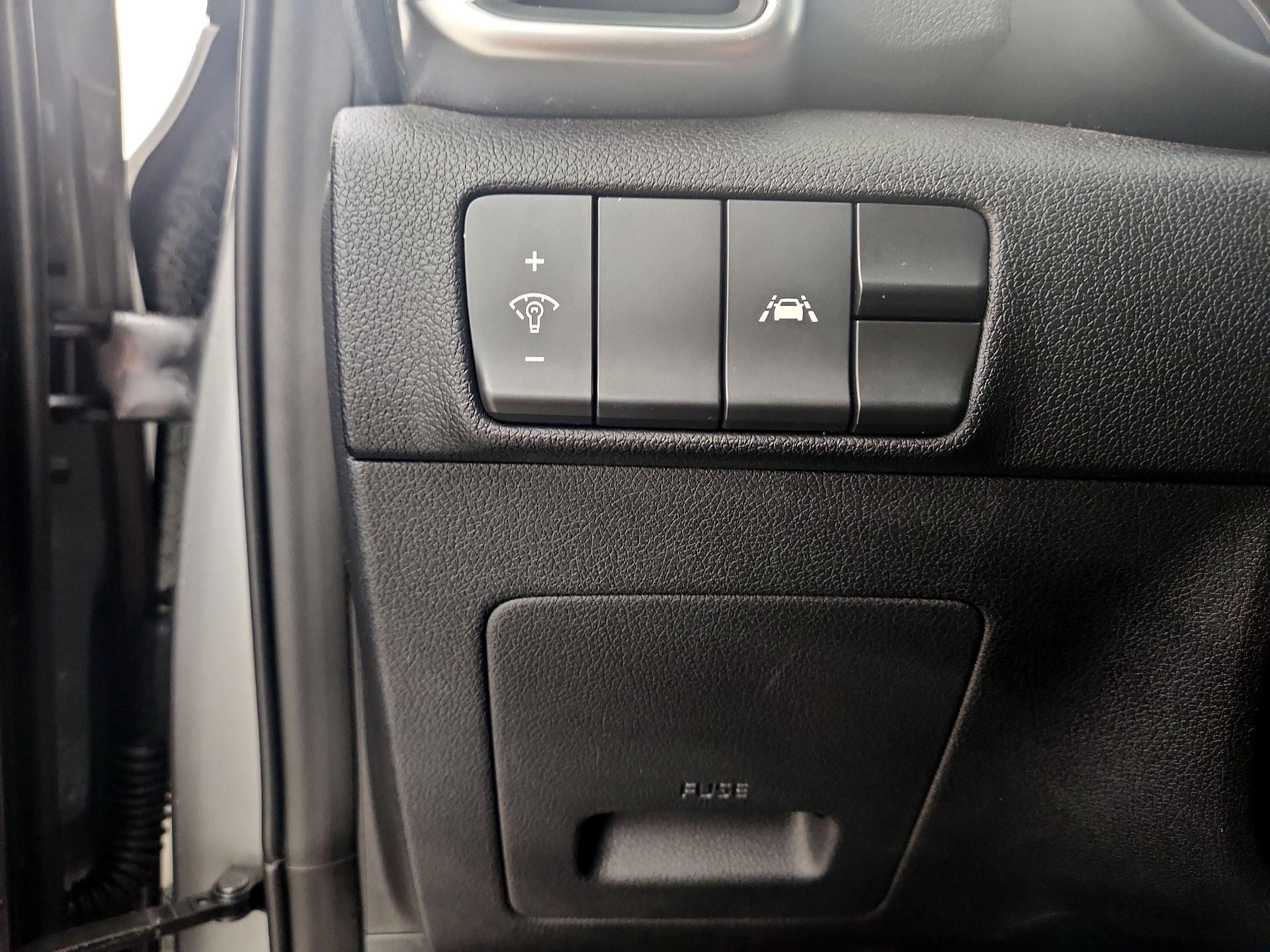 Thumbnail: 2020 Kia Sportage - 13
