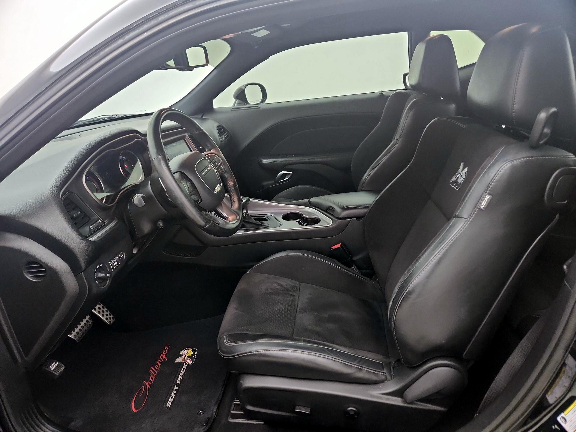 Thumbnail: 2019 Dodge Challenger - 11