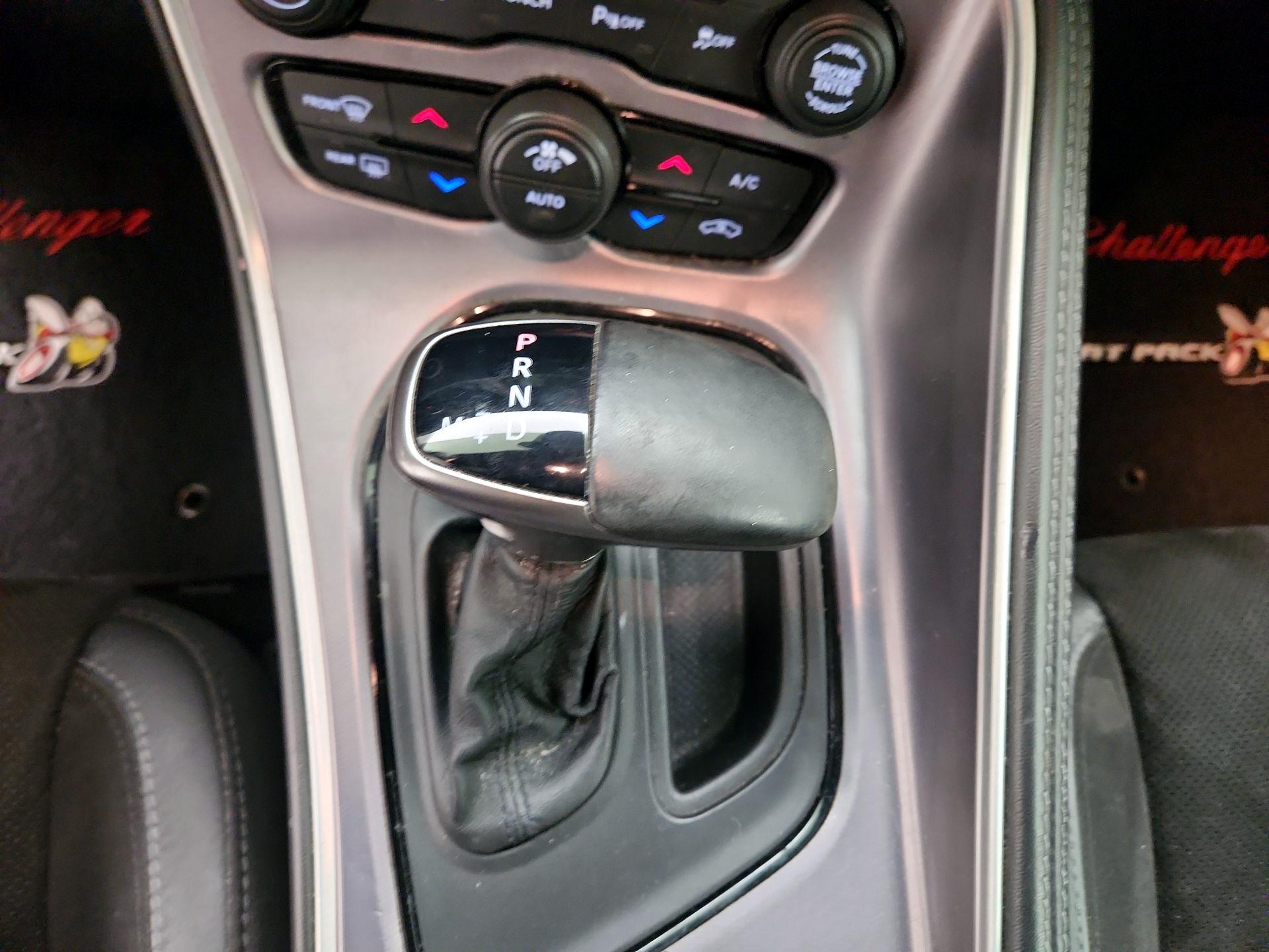 Thumbnail: 2019 Dodge Challenger - 18