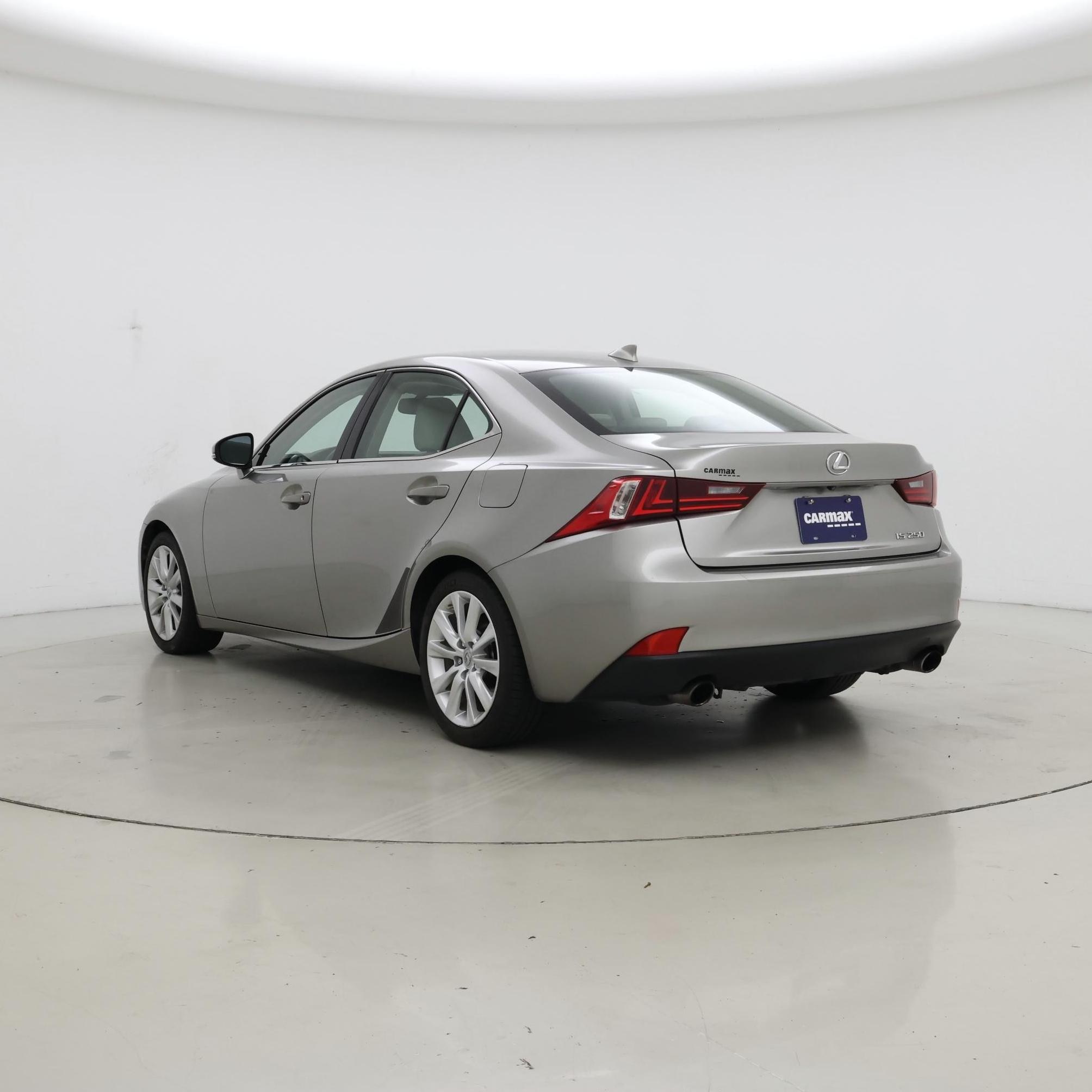Thumbnail: 2014 Lexus IS - 2