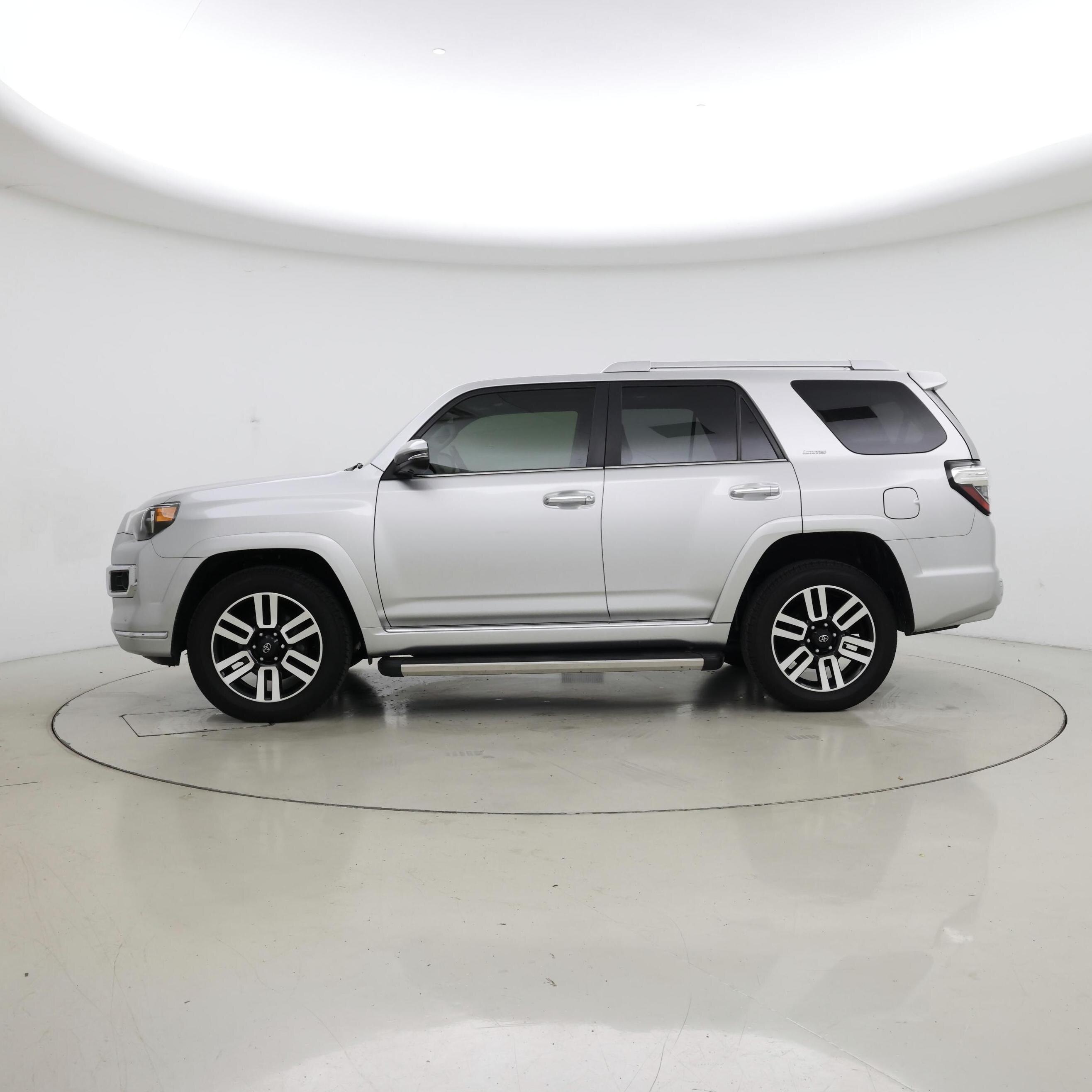 Thumbnail: 2023 Toyota 4Runner - 3