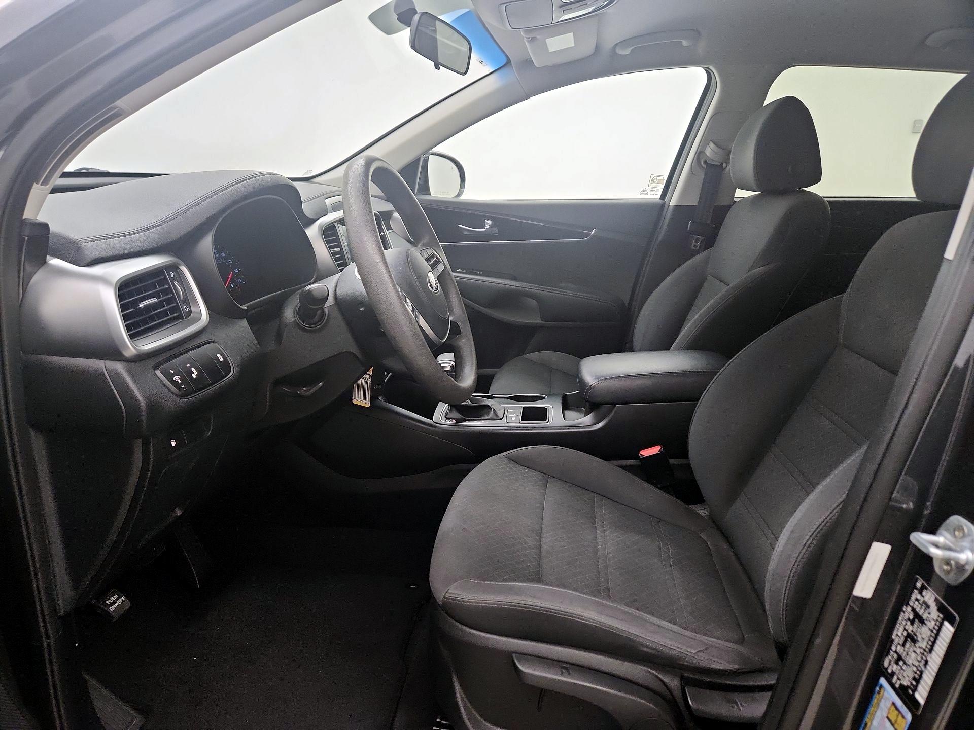 Thumbnail: 2019 Kia Sorento - 11