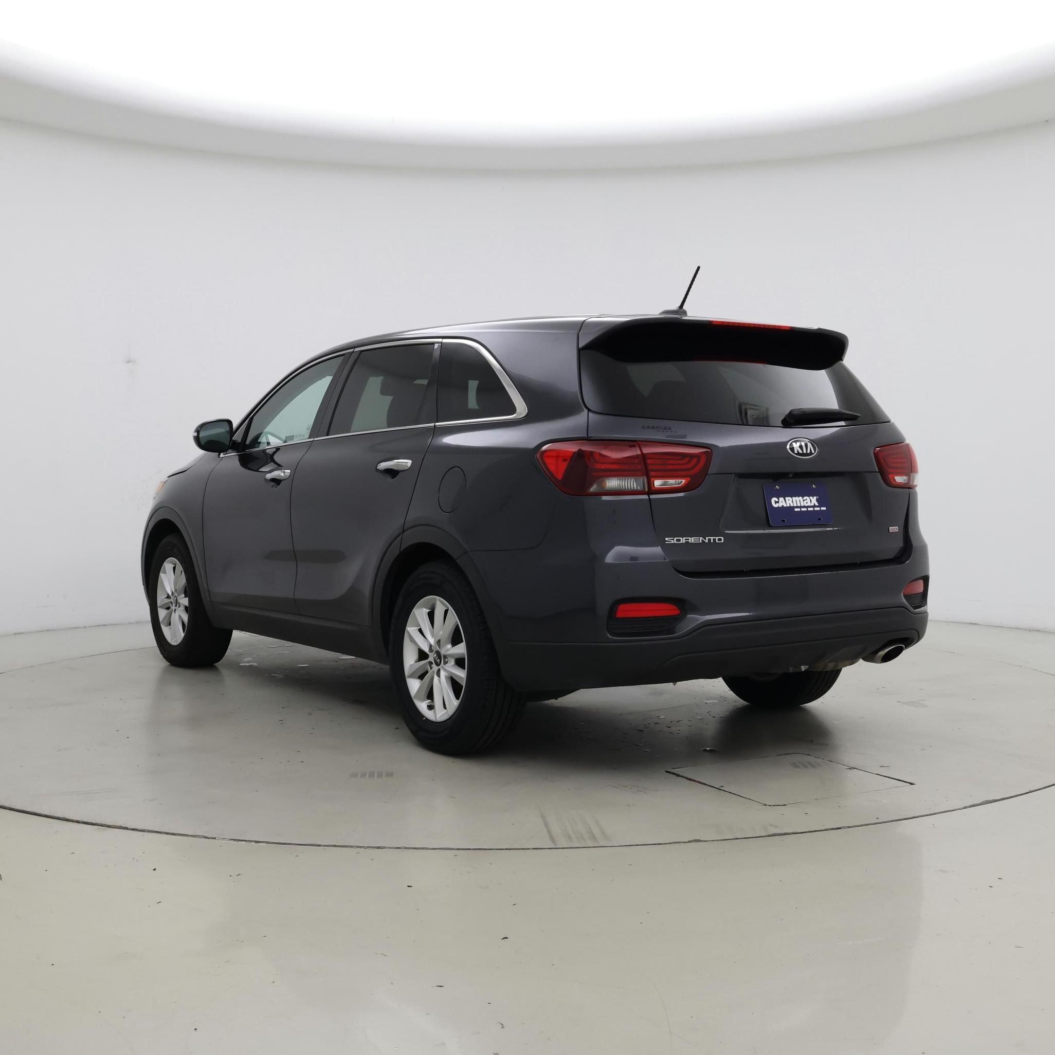 Thumbnail: 2019 Kia Sorento - 2