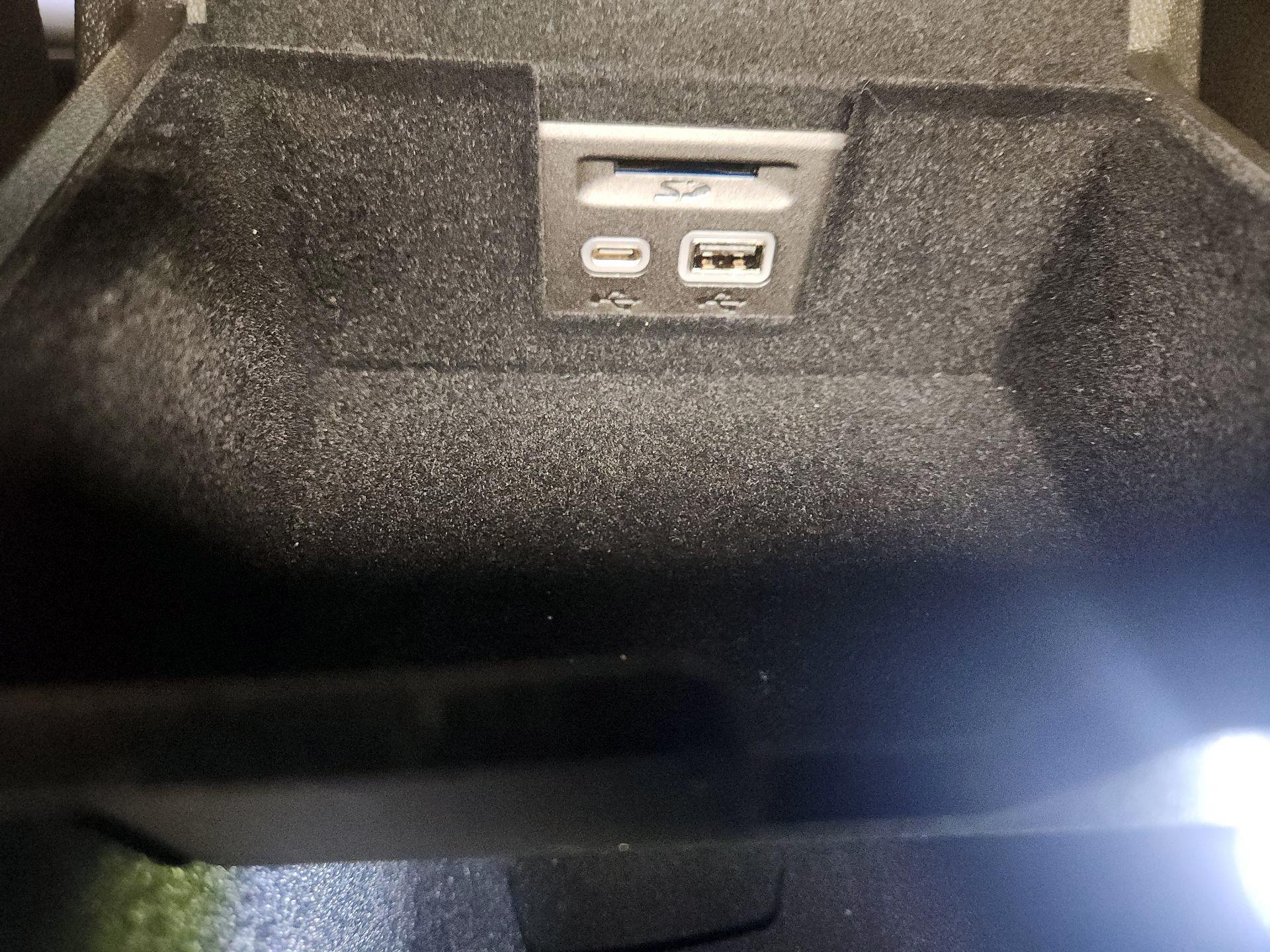 Thumbnail: 2024 Cadillac XT6 - 18