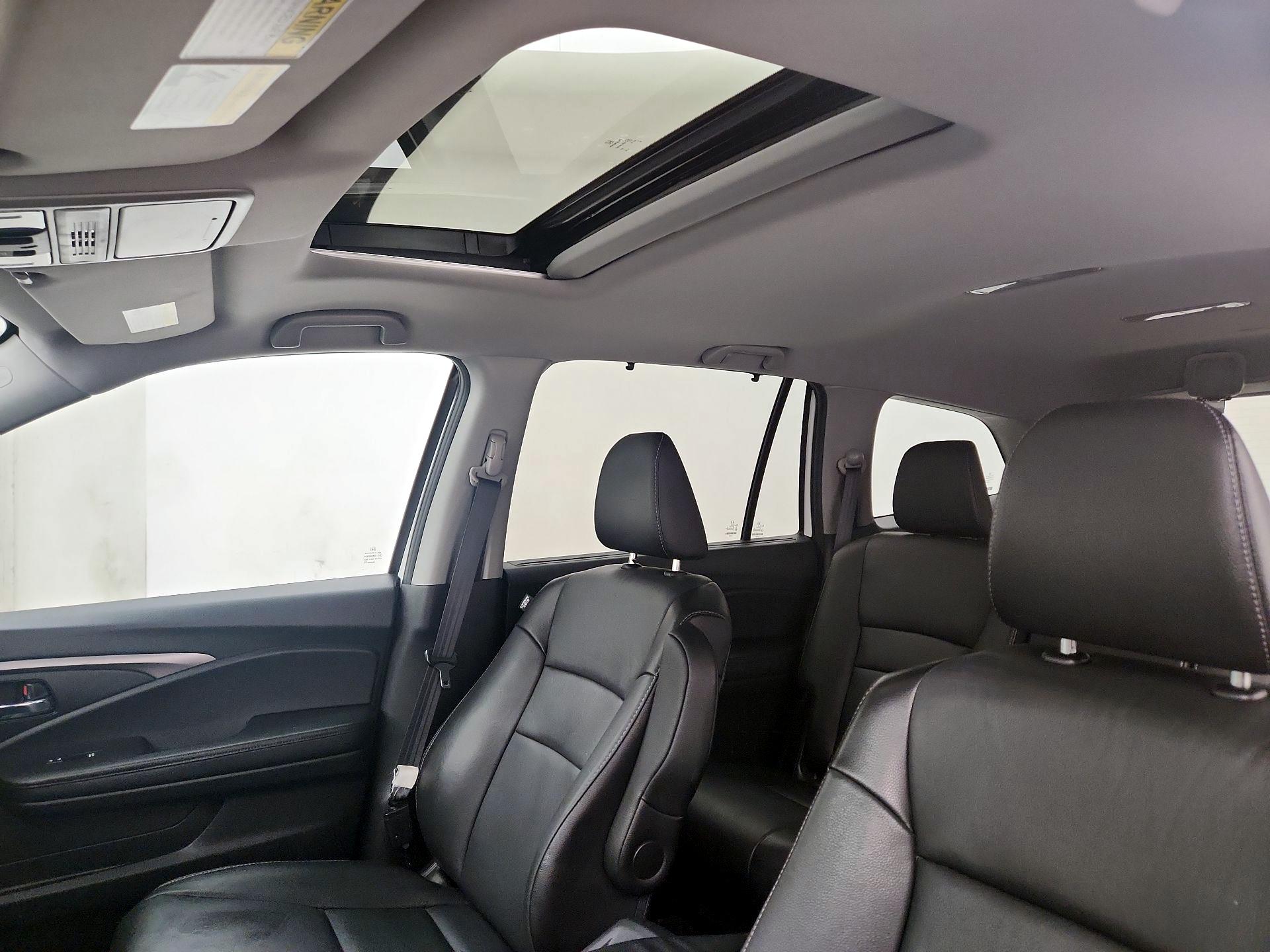 Thumbnail: 2021 Honda Pilot - 19