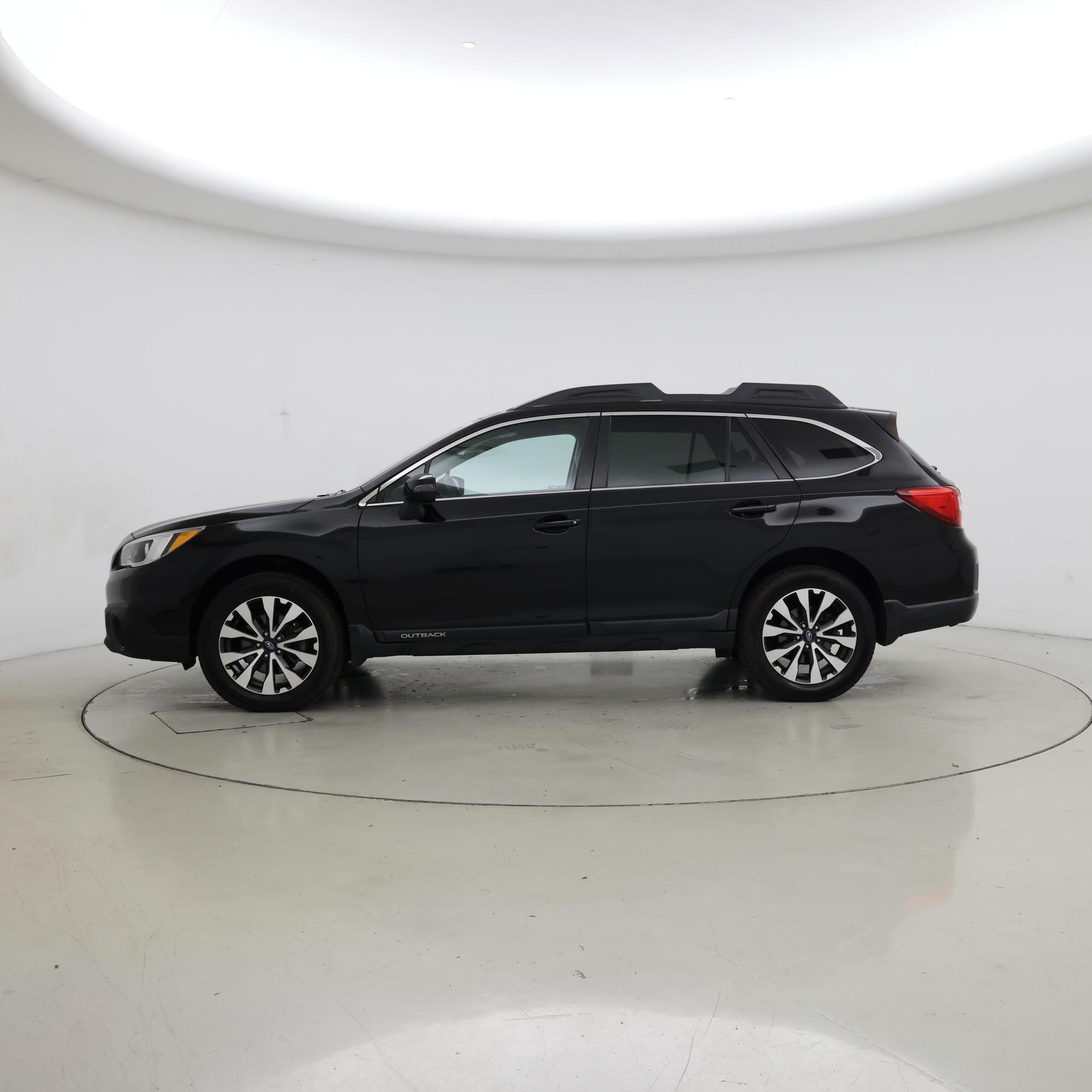 Thumbnail: 2017 Subaru Outback - 3