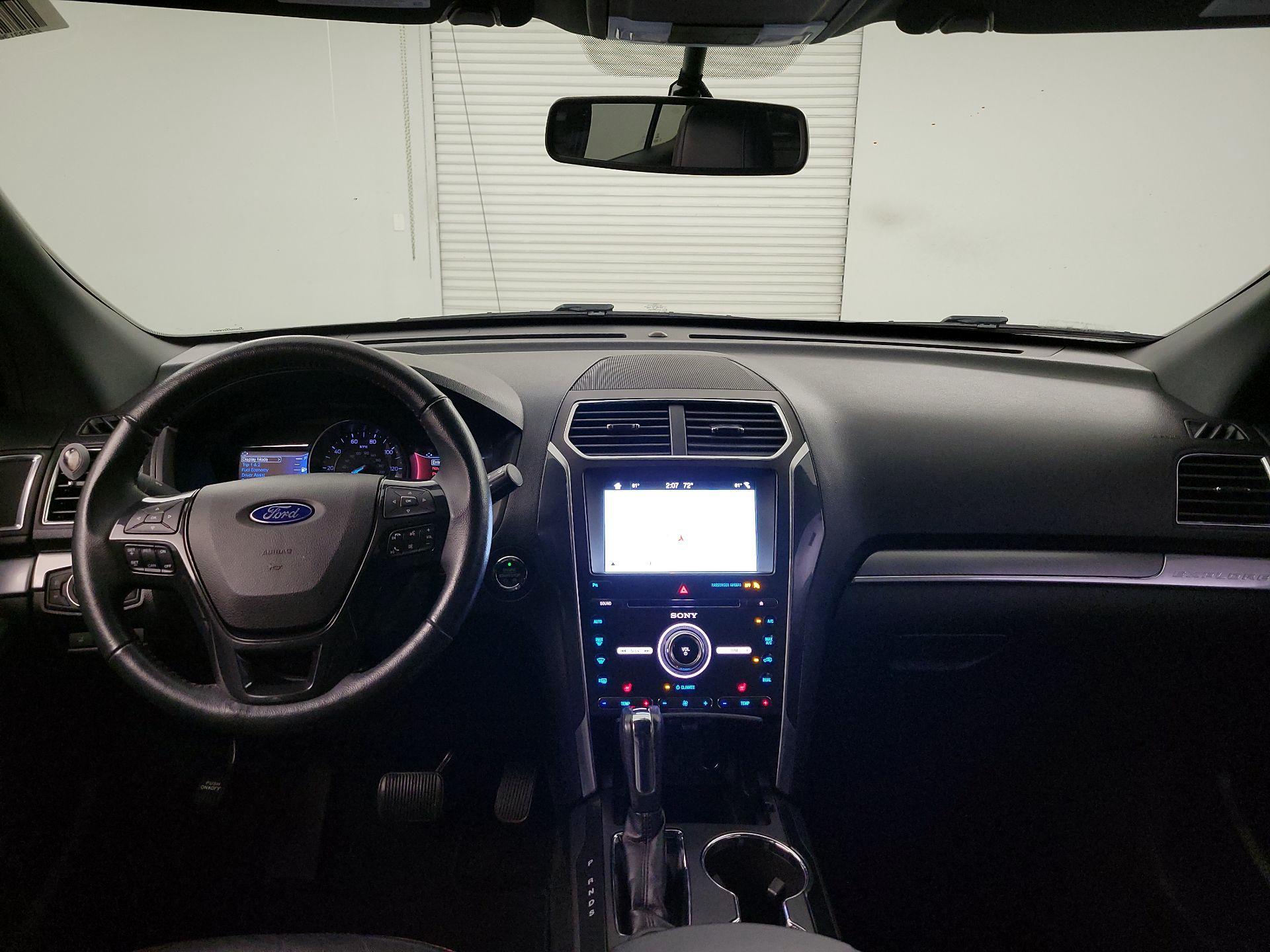 Thumbnail: 2018 Ford Explorer - 9