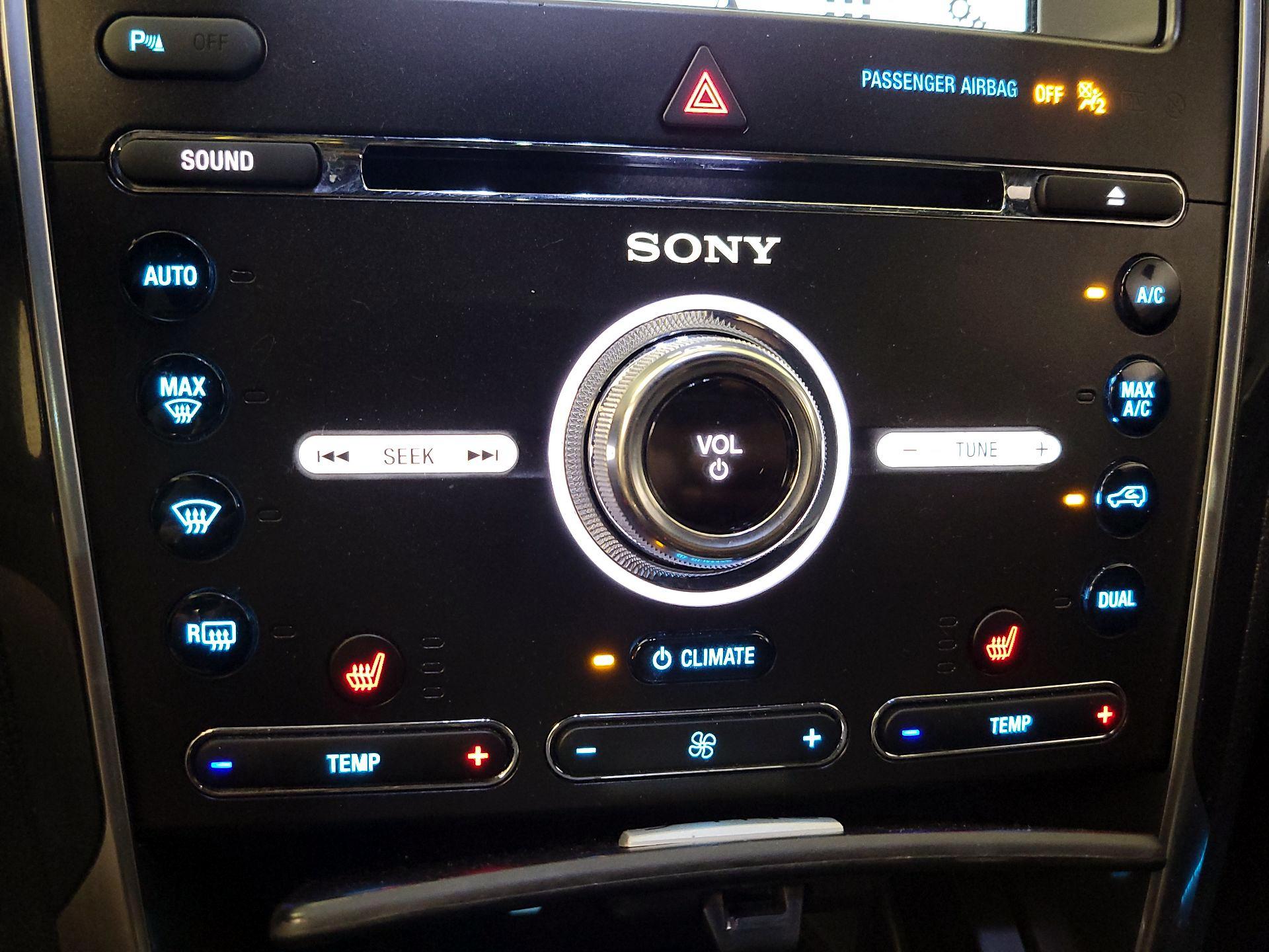 Thumbnail: 2018 Ford Explorer - 17