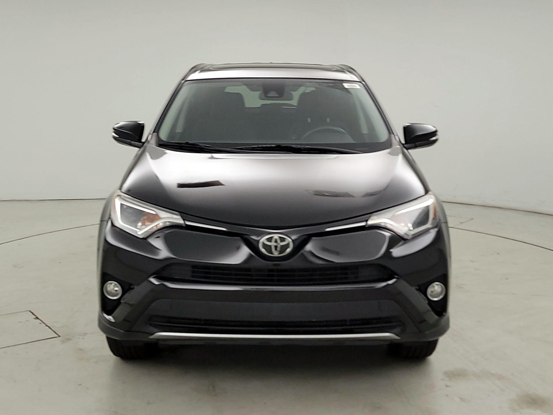 Thumbnail: 2018 Toyota RAV4 - 2