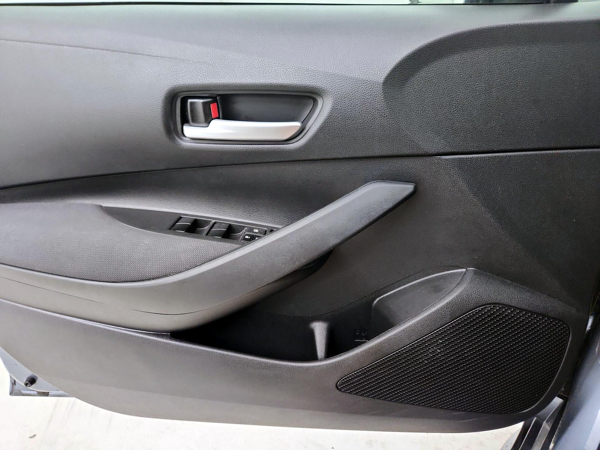 Thumbnail: 2021 Toyota Corolla - 12