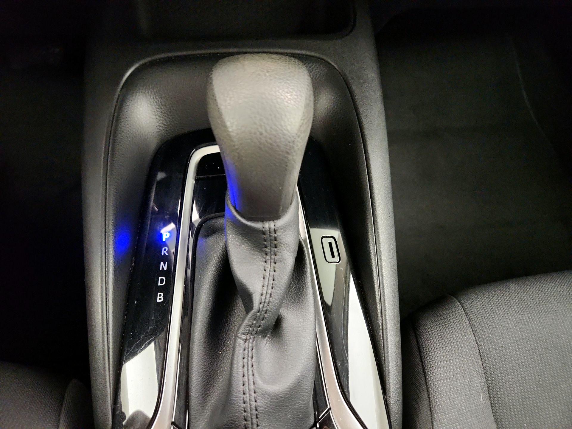 Thumbnail: 2021 Toyota Corolla - 17