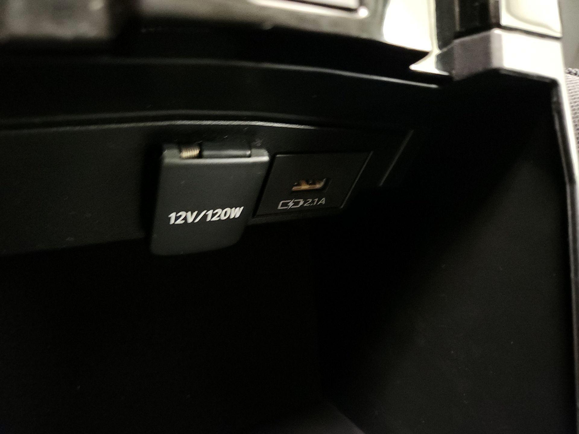 Thumbnail: 2021 Toyota Corolla - 18