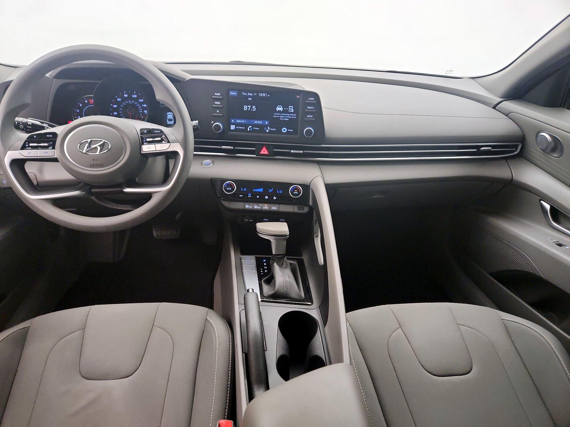 Thumbnail: 2022 Hyundai Elantra - 9