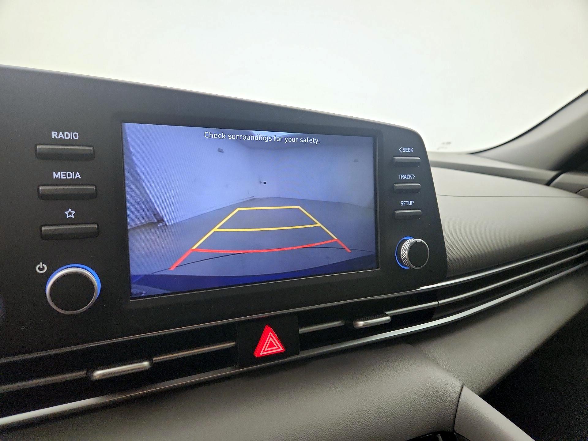 Thumbnail: 2022 Hyundai Elantra - 14