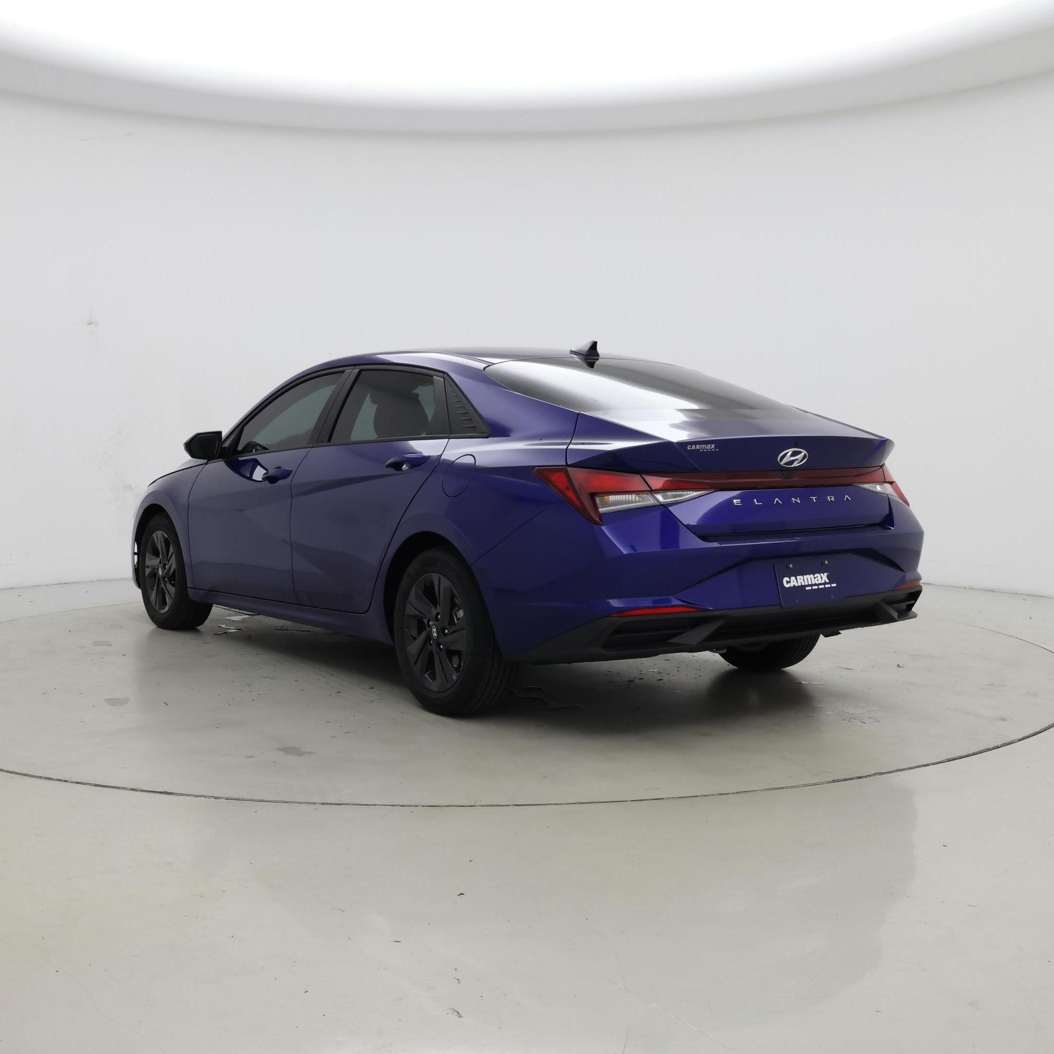 Thumbnail: 2022 Hyundai Elantra - 2