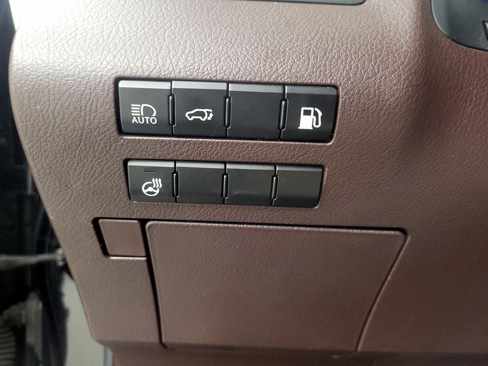 Thumbnail: 2019 Lexus RX - 11