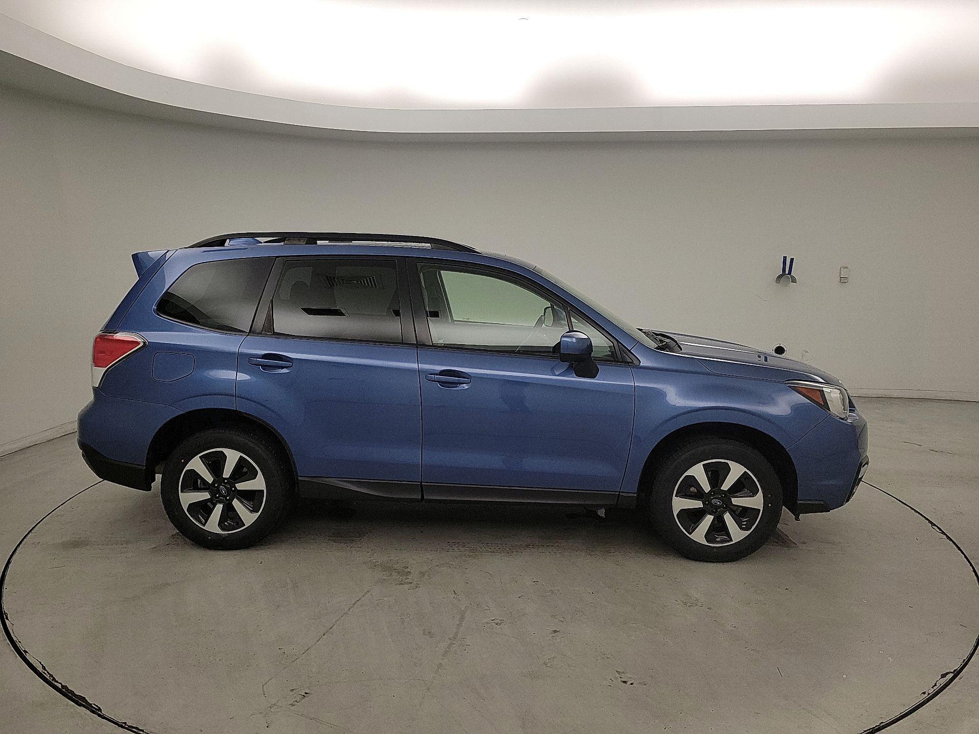Thumbnail: 2017 Subaru Forester - 4