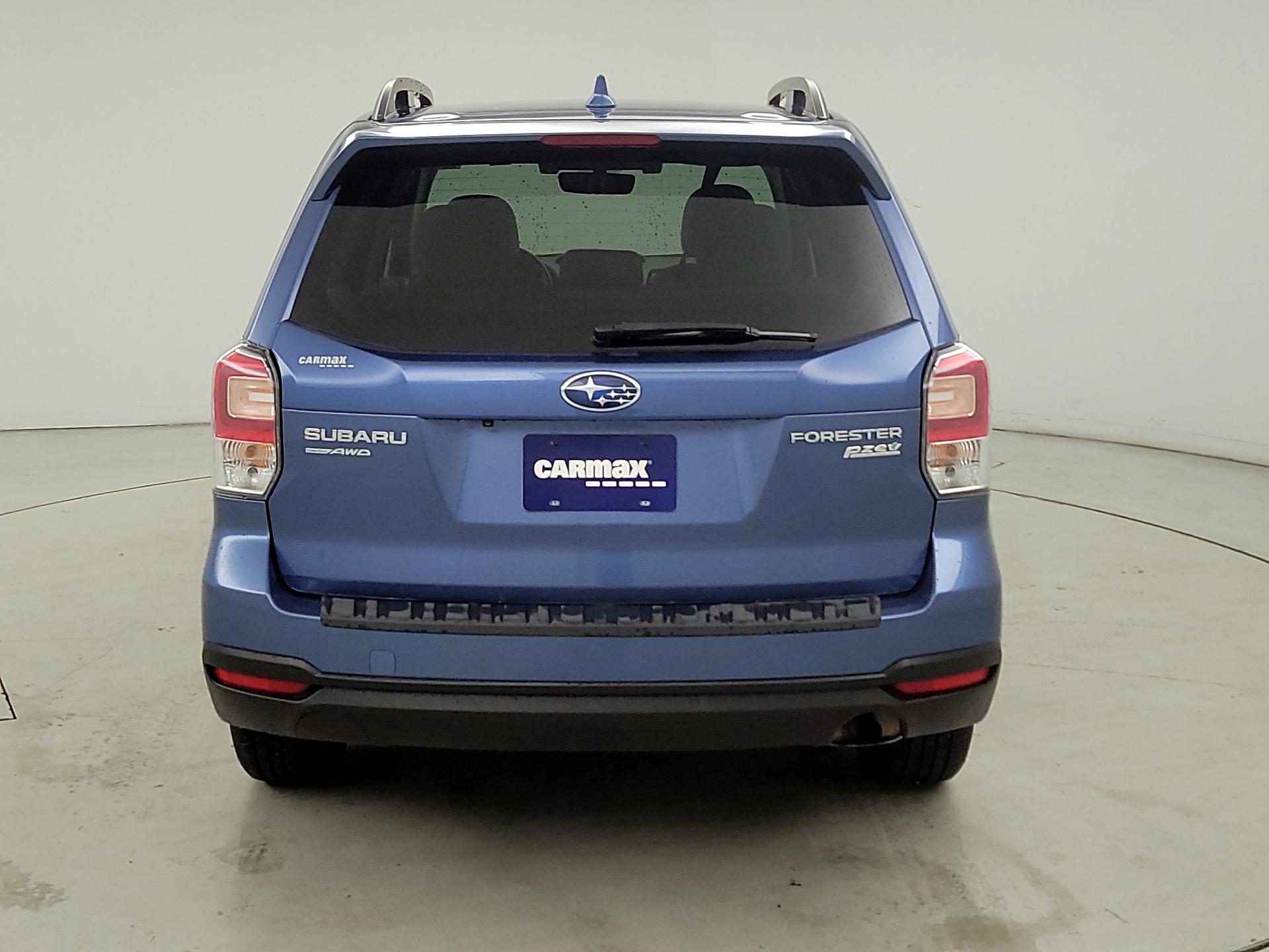 Thumbnail: 2017 Subaru Forester - 6