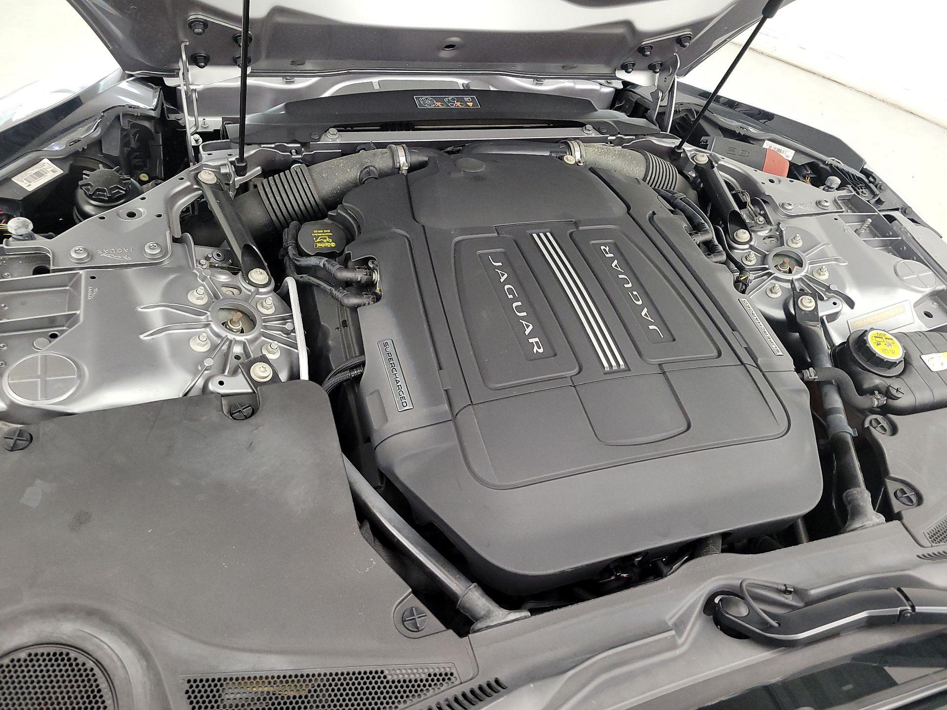Thumbnail: 2015 Jaguar F-Type - 20