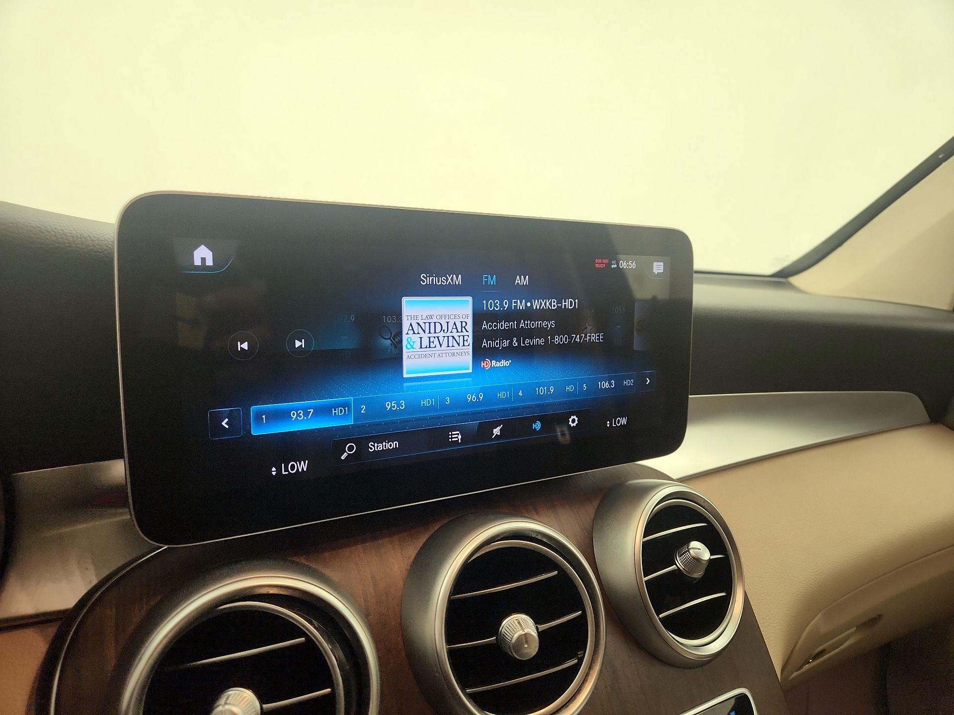 Thumbnail: 2021 Mercedes-Benz GLC - 15