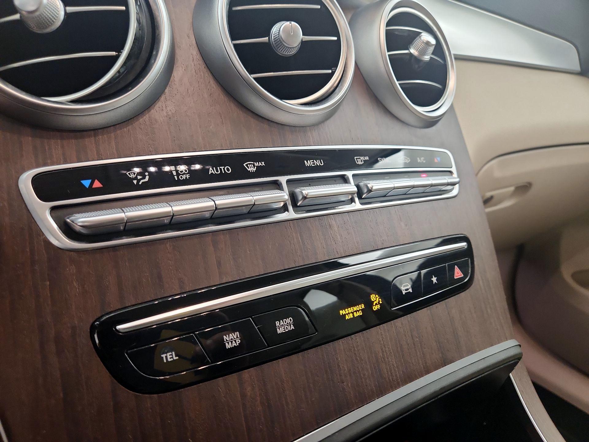 Thumbnail: 2021 Mercedes-Benz GLC - 16